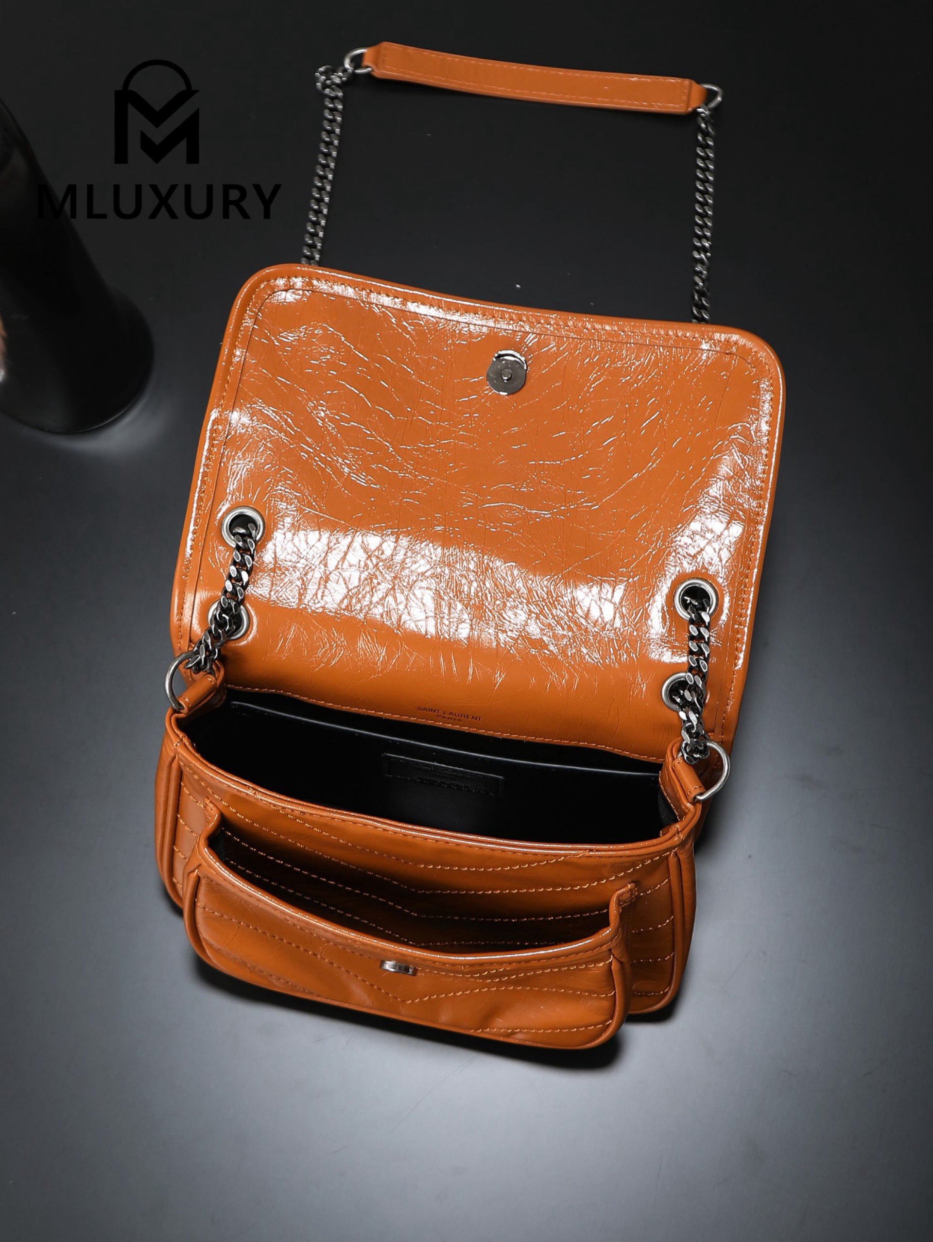 YSL Niki Tan Oil-Wax Leather · 22cm