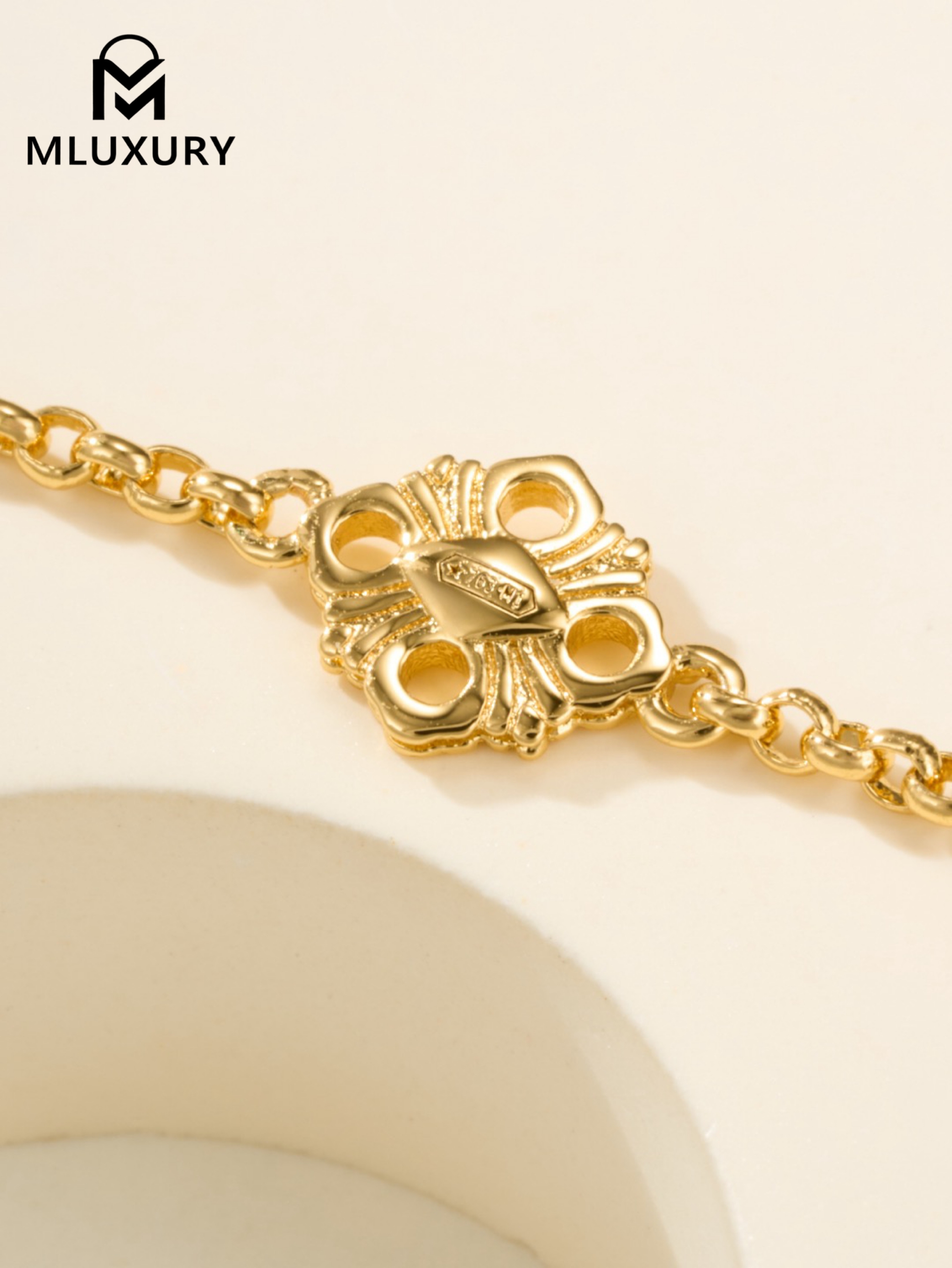 Buccellati Opera Tulle Enamel Green Floral Bracelet (Small Size)
