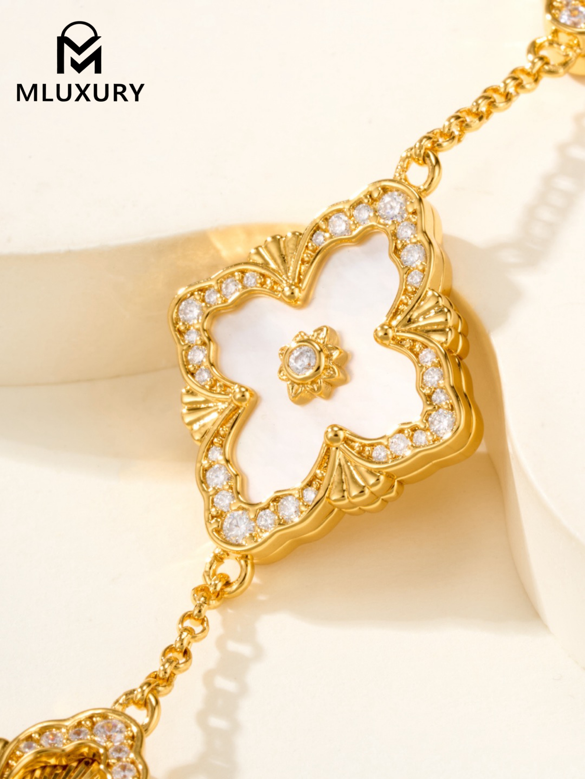 Buccellati White Mother-of-Pearl Laser-Embellished Floral Bracelet (Large Size)