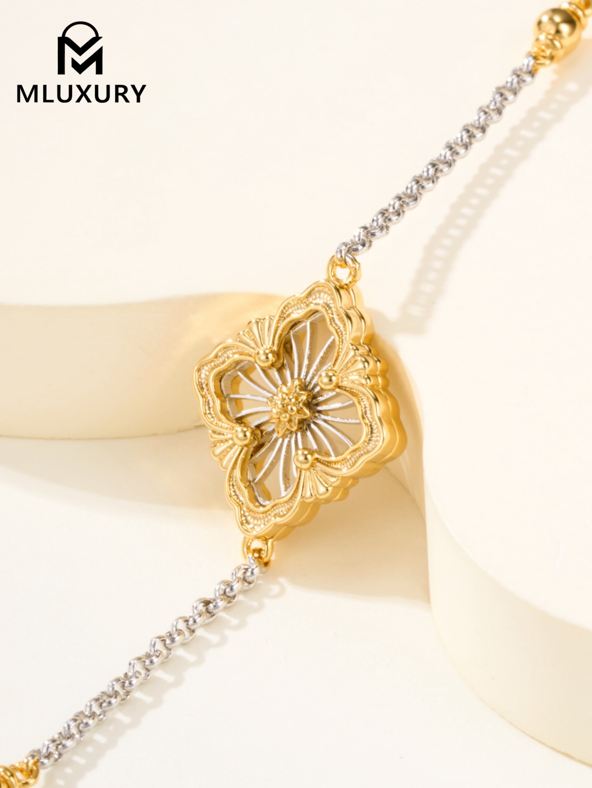 Buccellati hollowed-out radial mesh bracelet (small size)