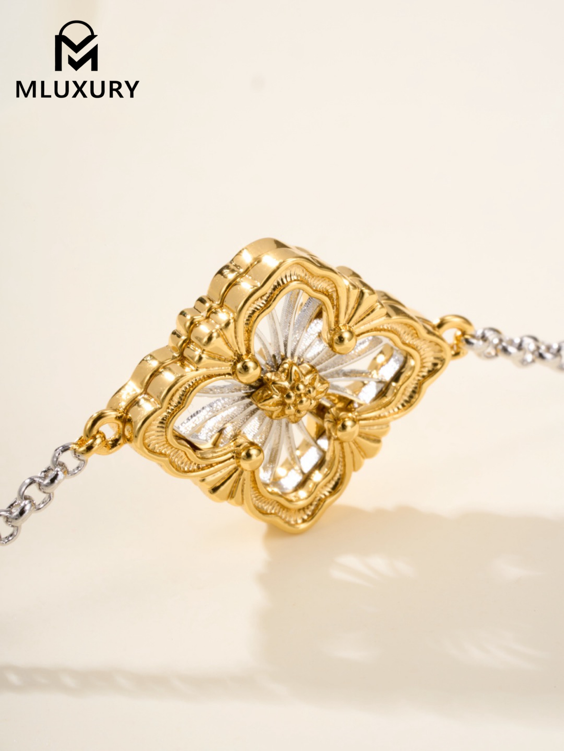Buccellati hollowed-out radial mesh bracelet (small size)