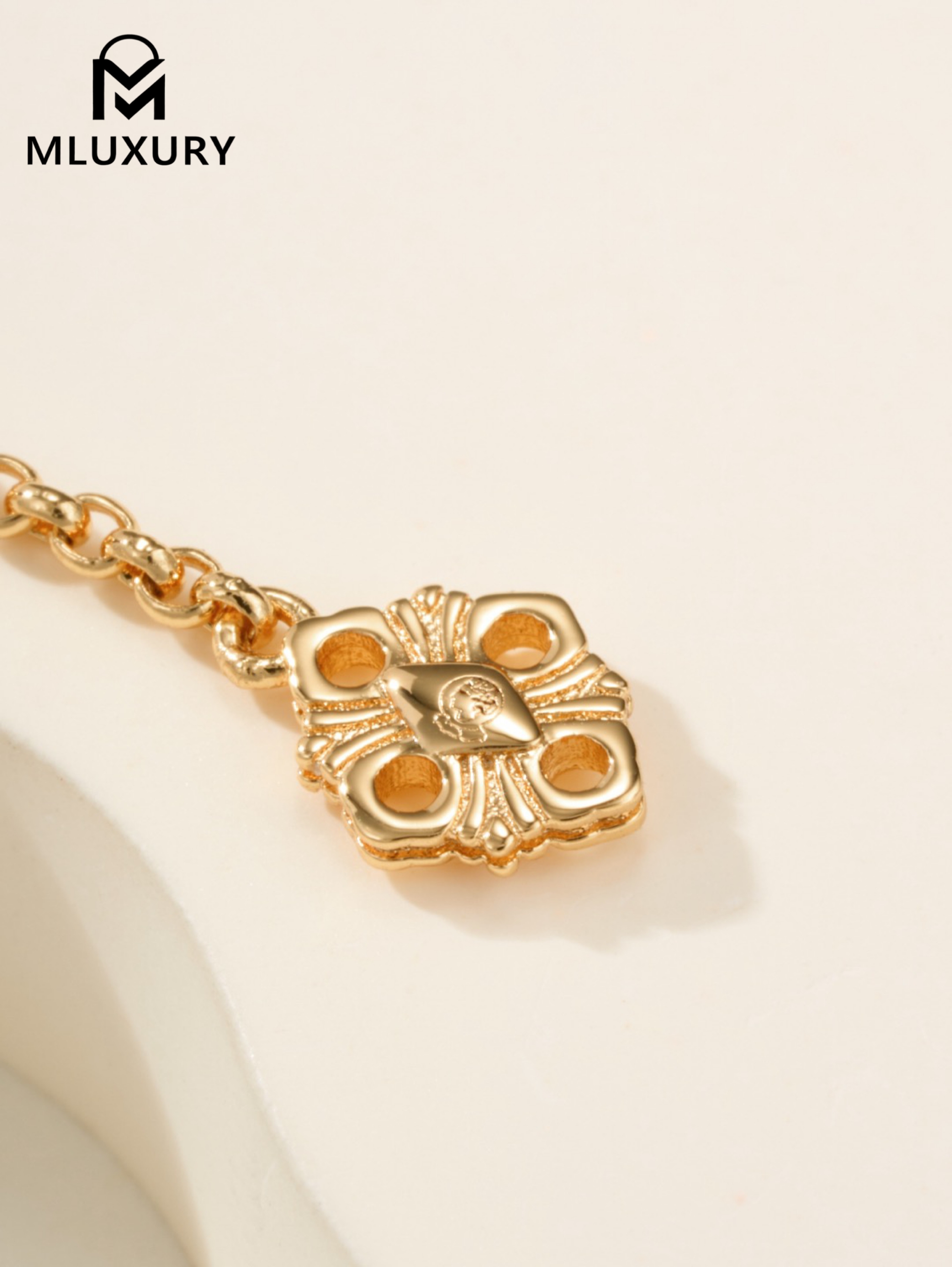 Buccellati Black Onyx Single Flower 3-Pattern Bracelet (Small Size)