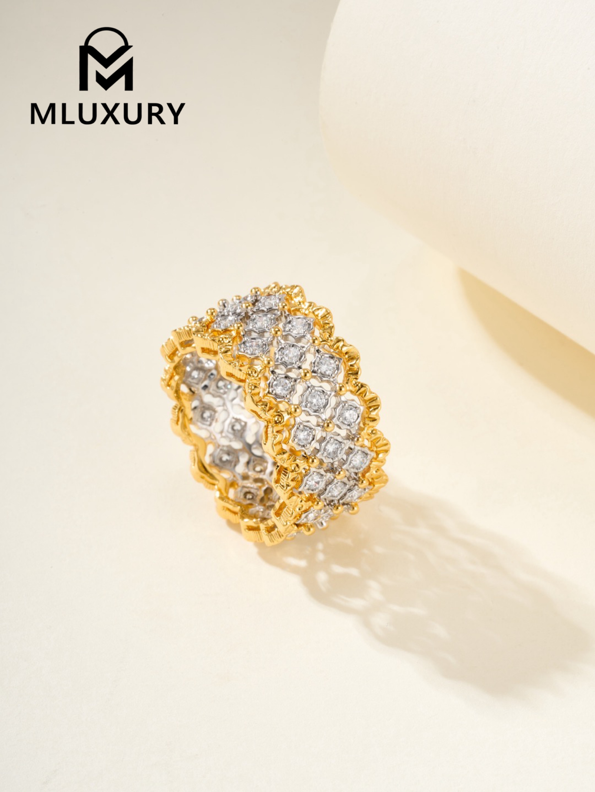 Buccellati lace diamond Ring (size 678)