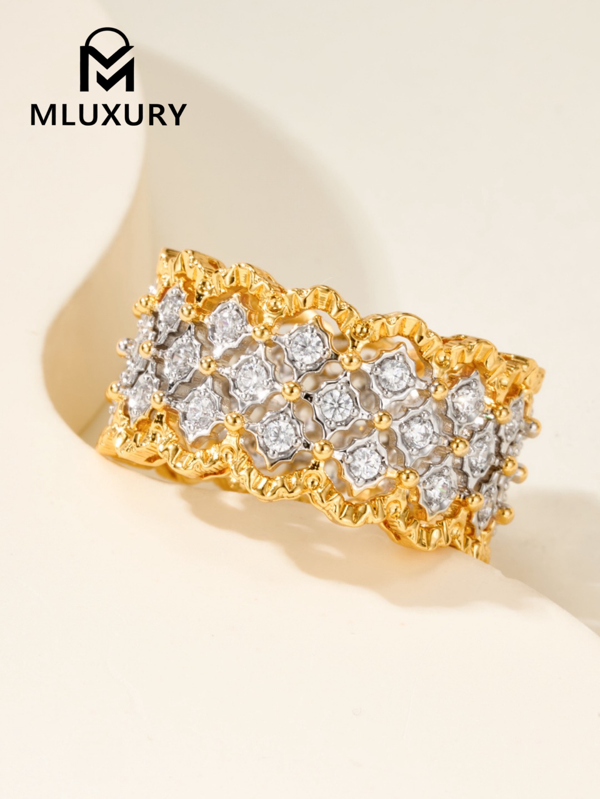 Buccellati lace diamond Ring (size 678)