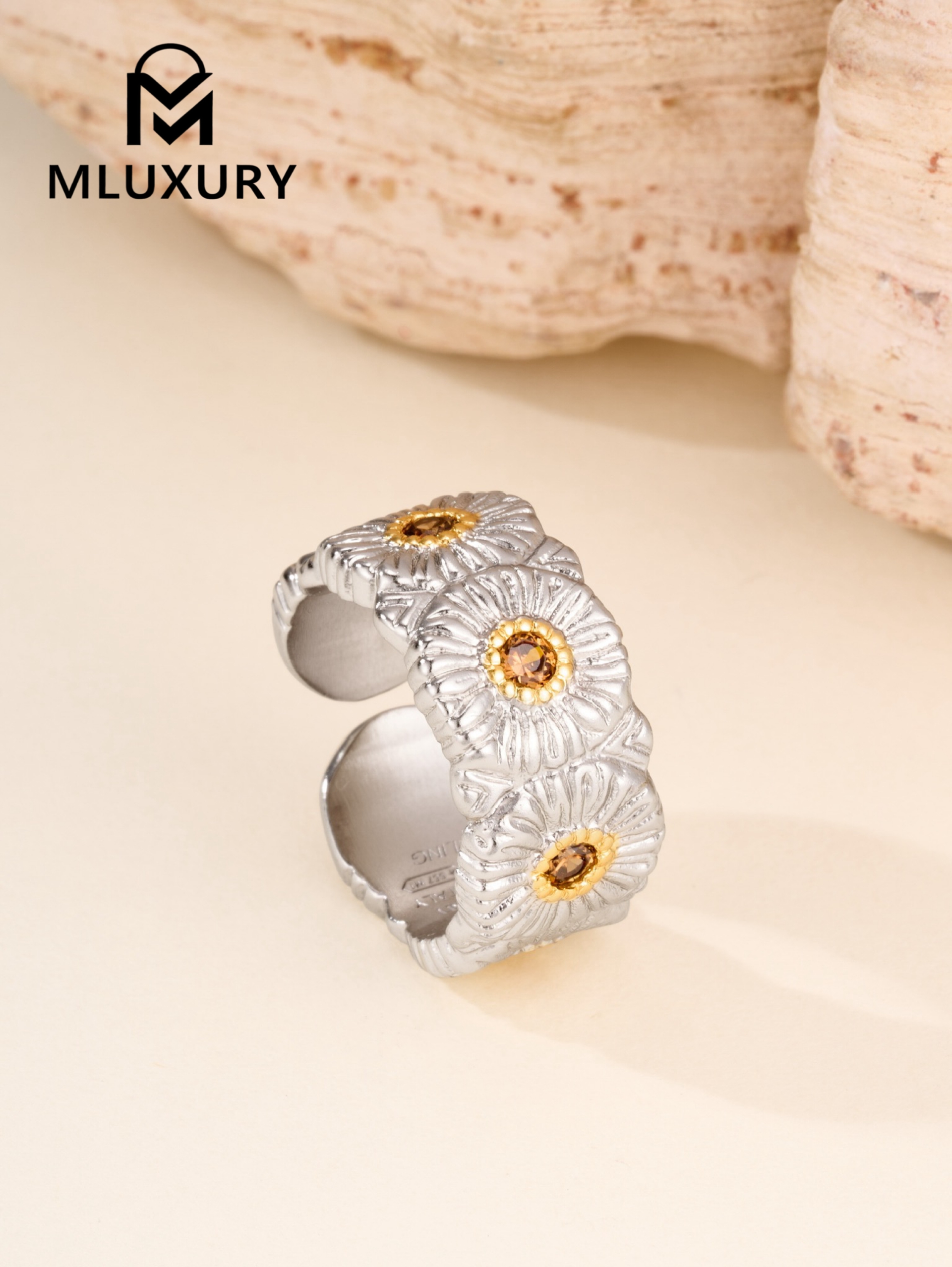 Buccellati Daisy Ring