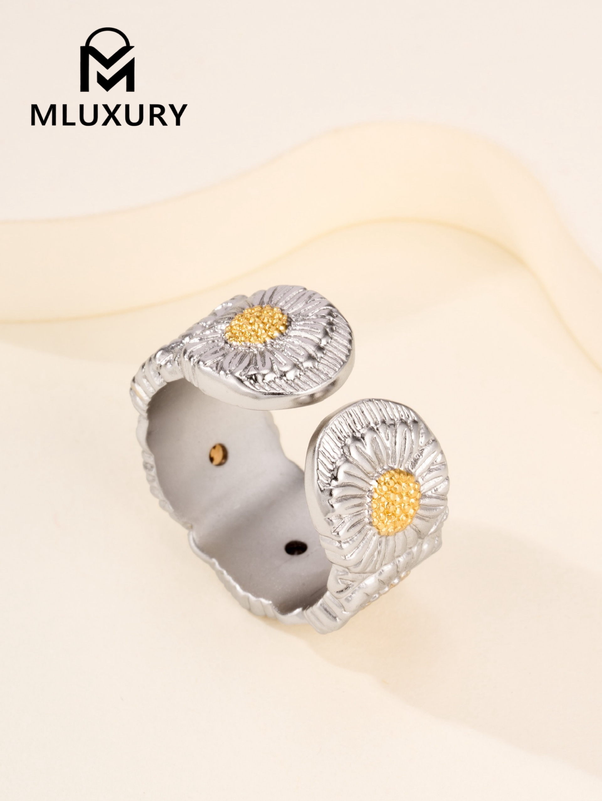 Buccellati Daisy Ring