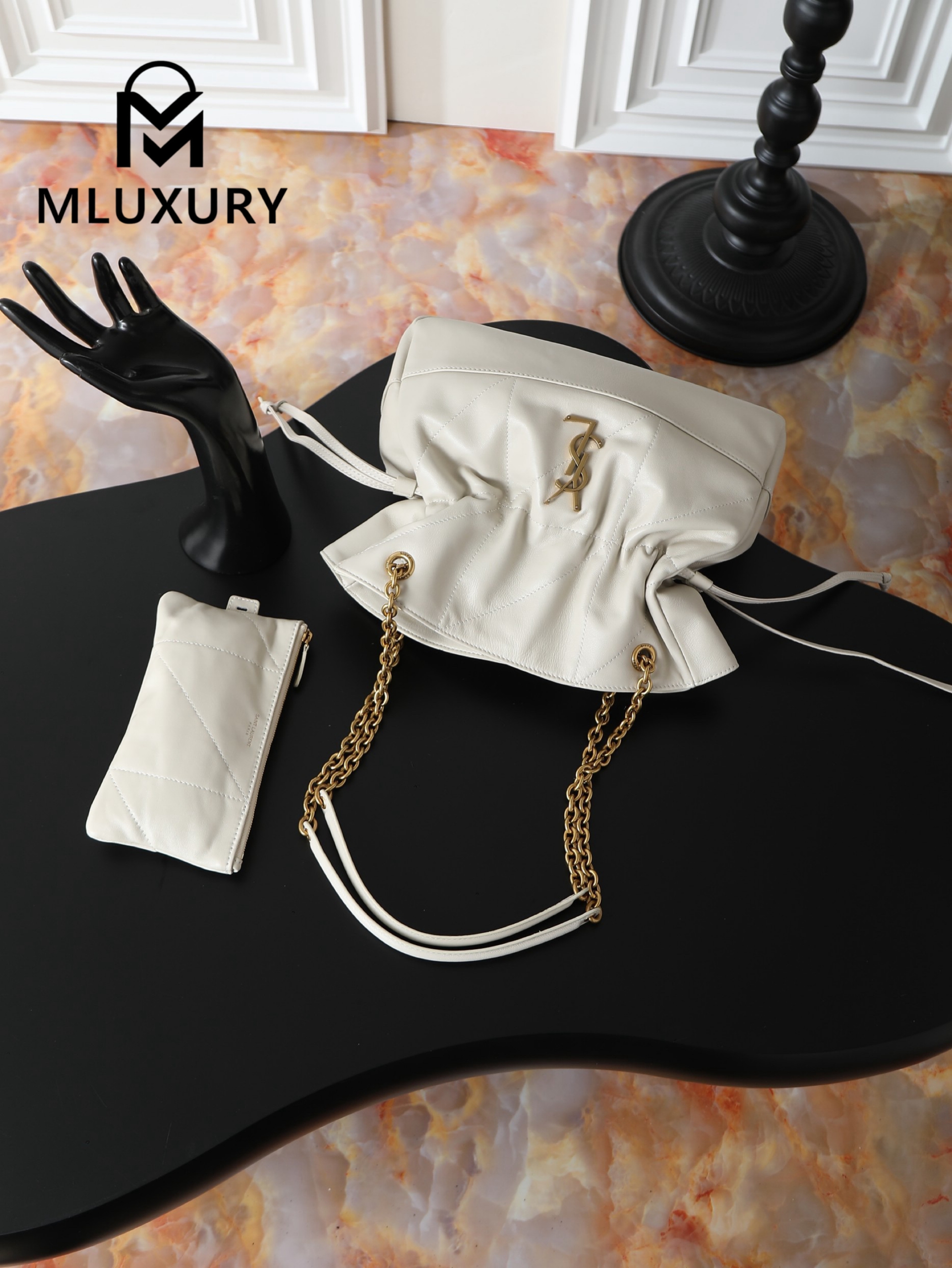 YSL Jamie 4.3 Large POCHON (Small Size), White