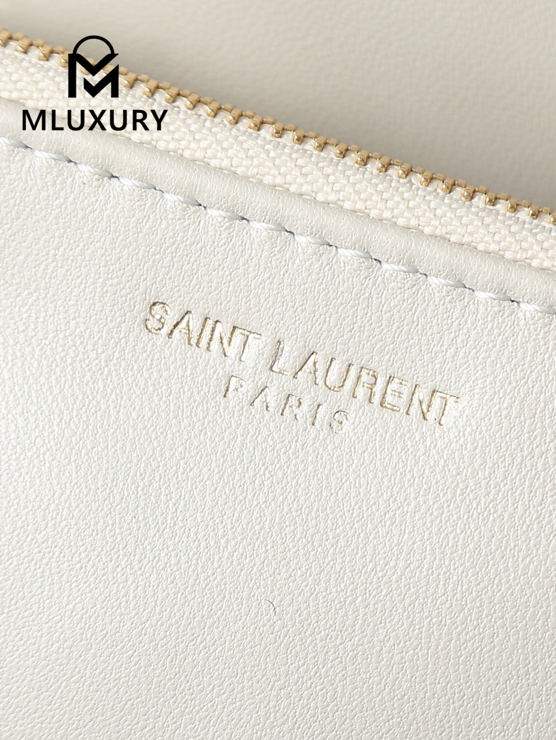 YSL Jamie 4.3 Large POCHON (Small Size), White