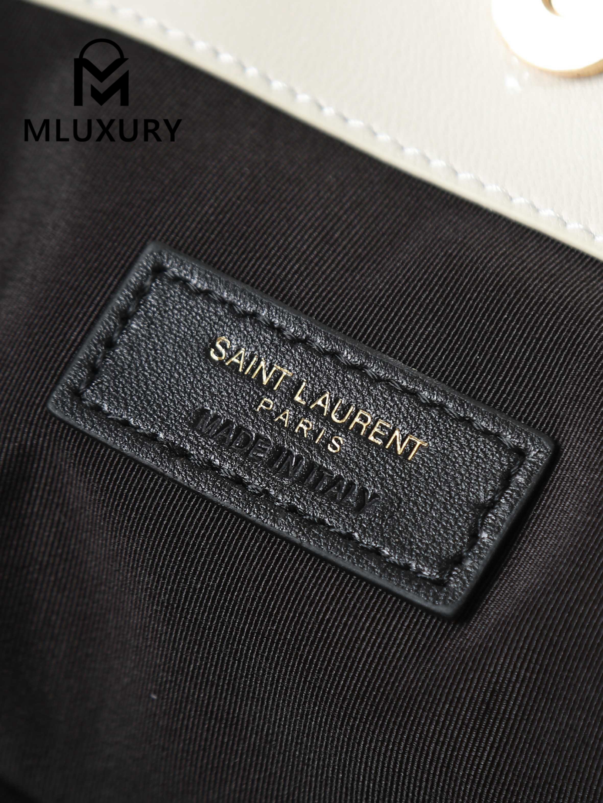 YSL Jamie 4.3 Large POCHON (Small Size), White