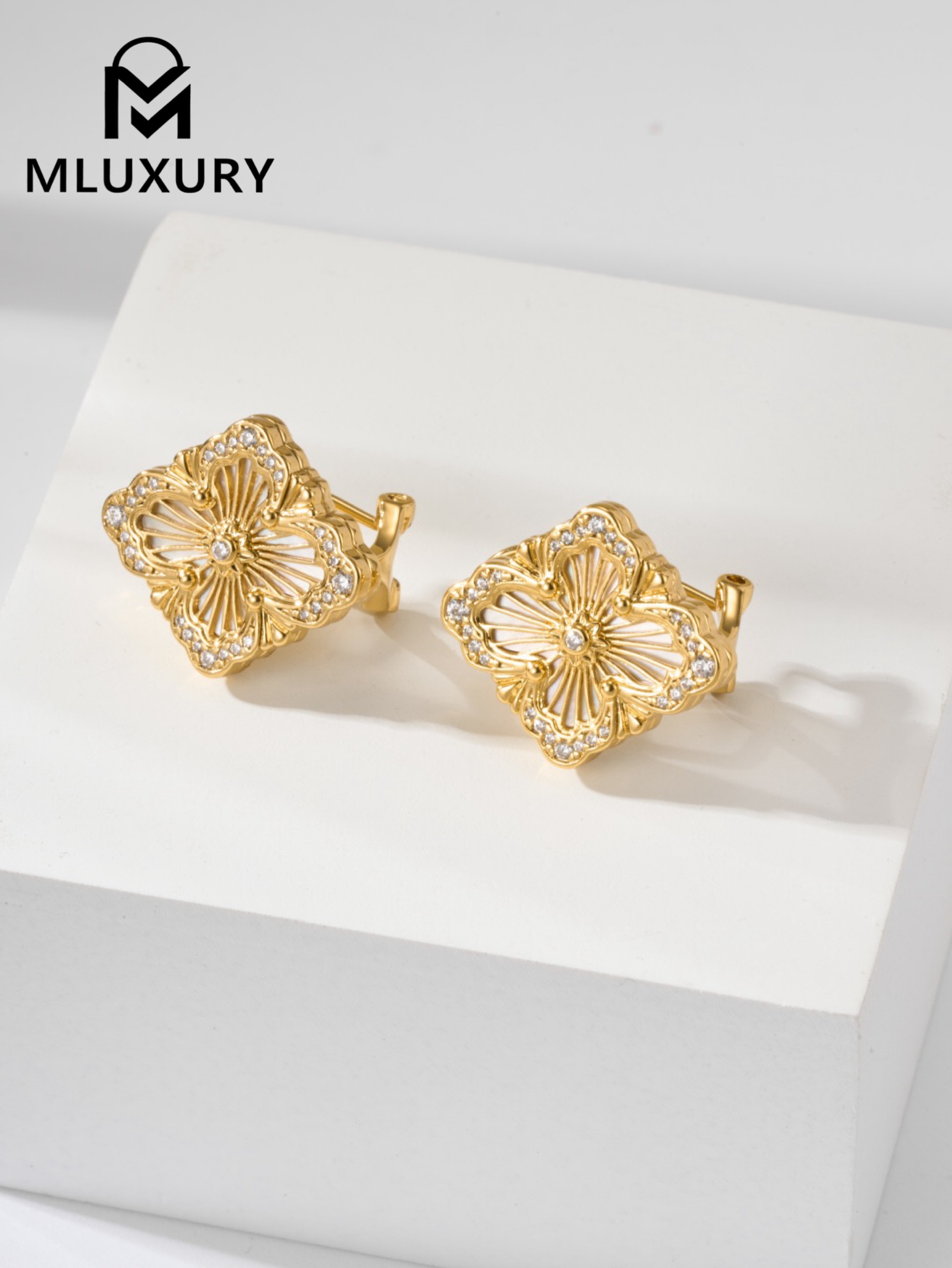 Buccellati Opera Tulle button earrings with rhinestones and vintage floral design (large clip-on style)