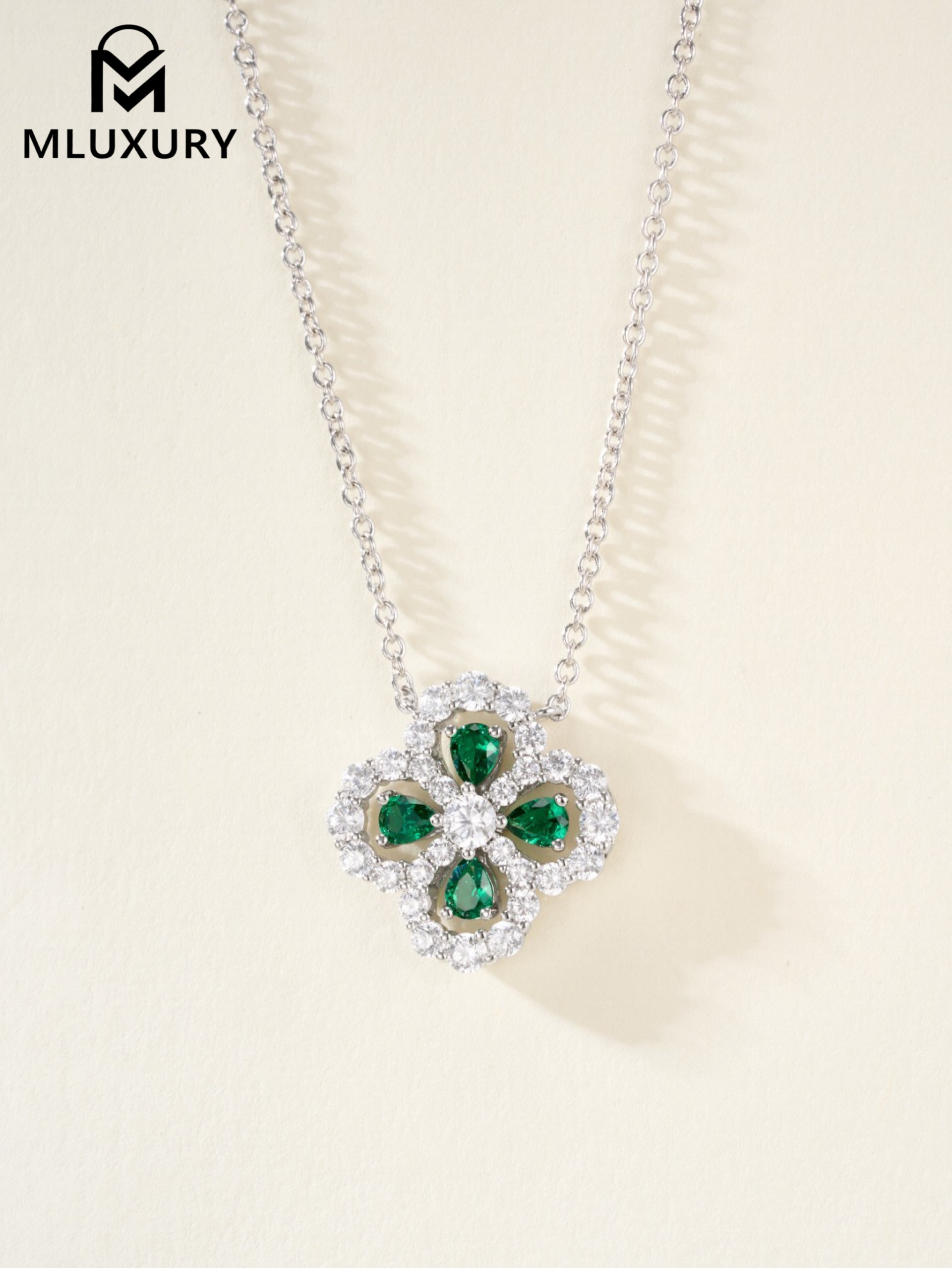 Harry Winston Diamond Loop Garden Collection, Flower-shaped Diamond Necklace