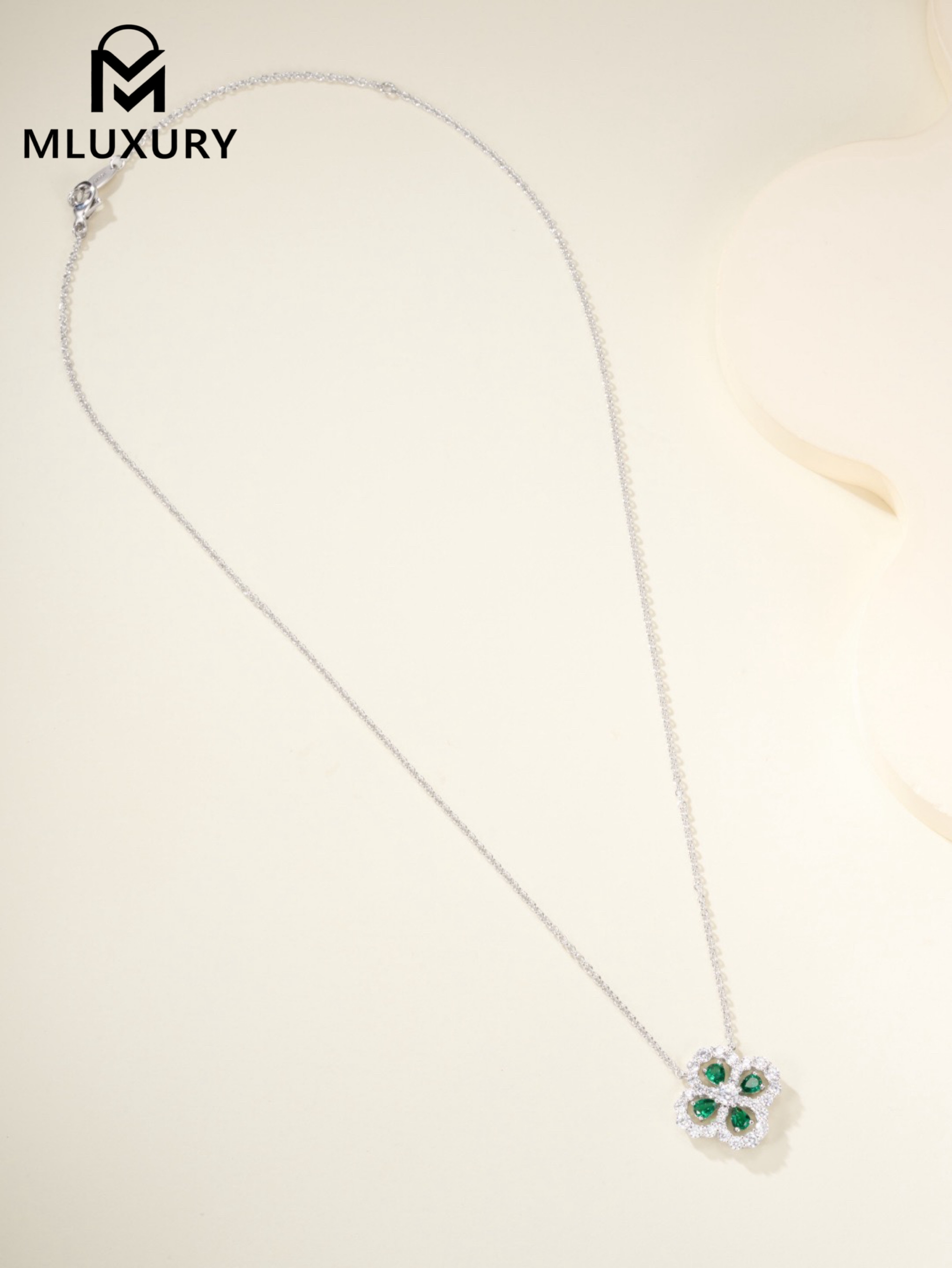 Harry Winston Diamond Loop Garden Collection, Flower-shaped Diamond Necklace