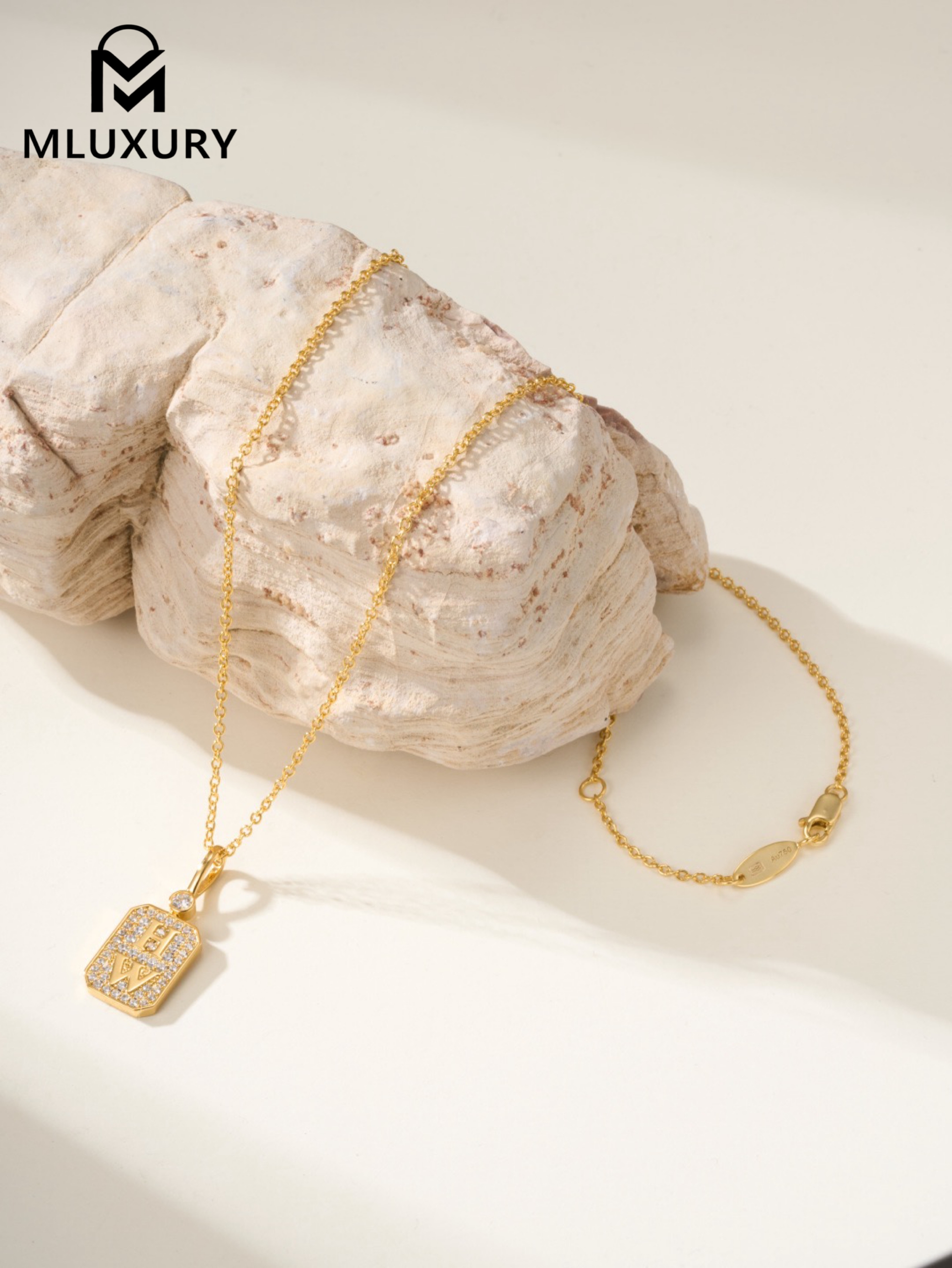 Harry Winston Charms perfume bottle pendant necklace