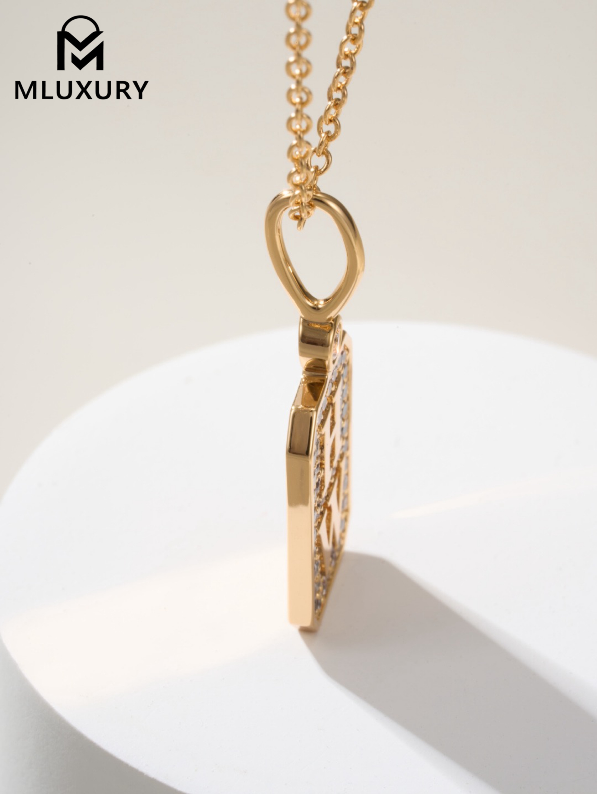 Harry Winston Charms perfume bottle pendant necklace (rose gold)