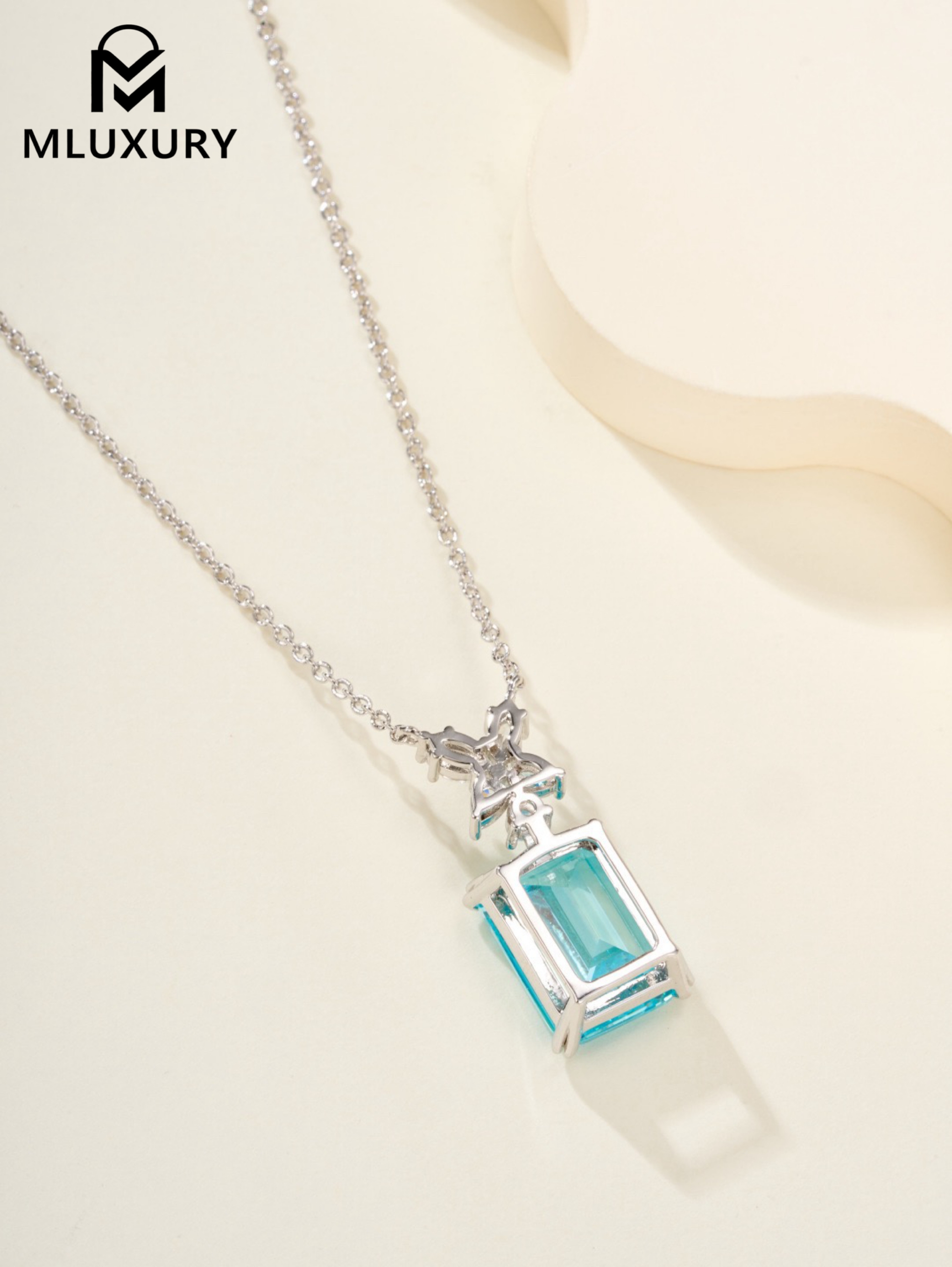 Harry Winston's Shades of Blue Necklace from the Majestic Escapes High Jewelry Collection