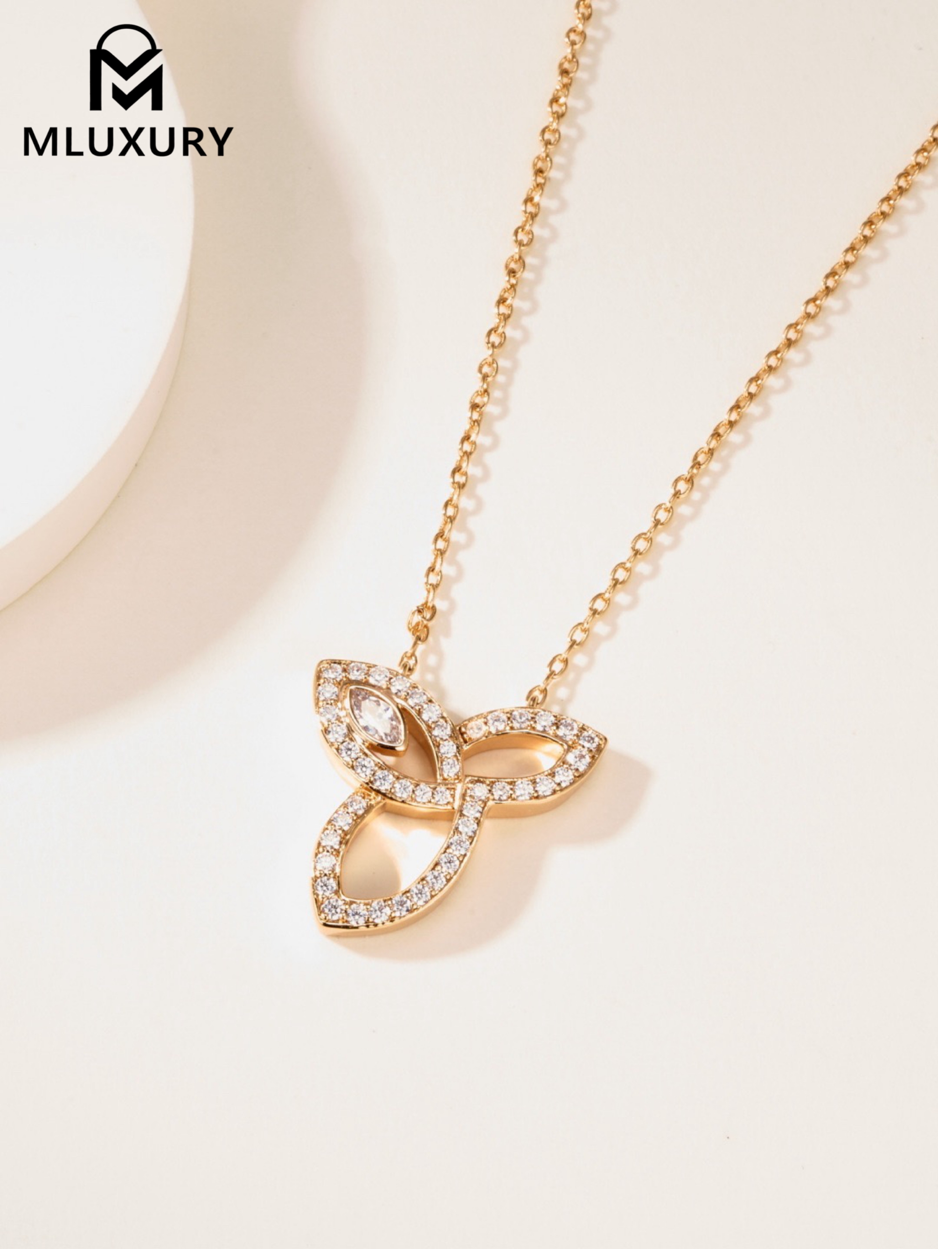 Harry Winston Lily Diamond Necklace