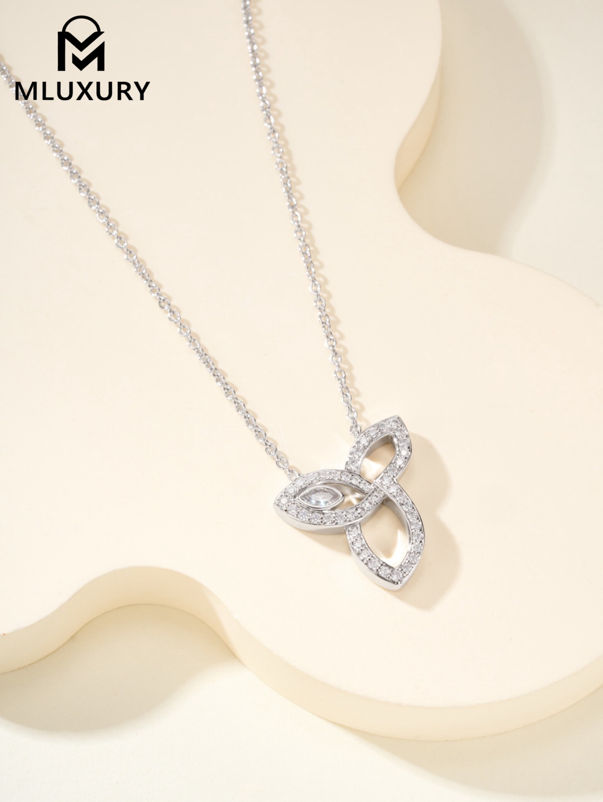 Harry Winston Lily Diamond Necklace