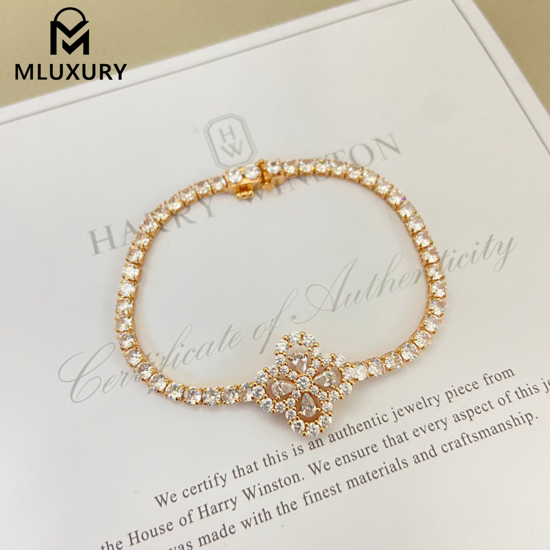 Harry Winston Bracelet - New Hw Full Diamond Four-Leaf Clover Bracelet