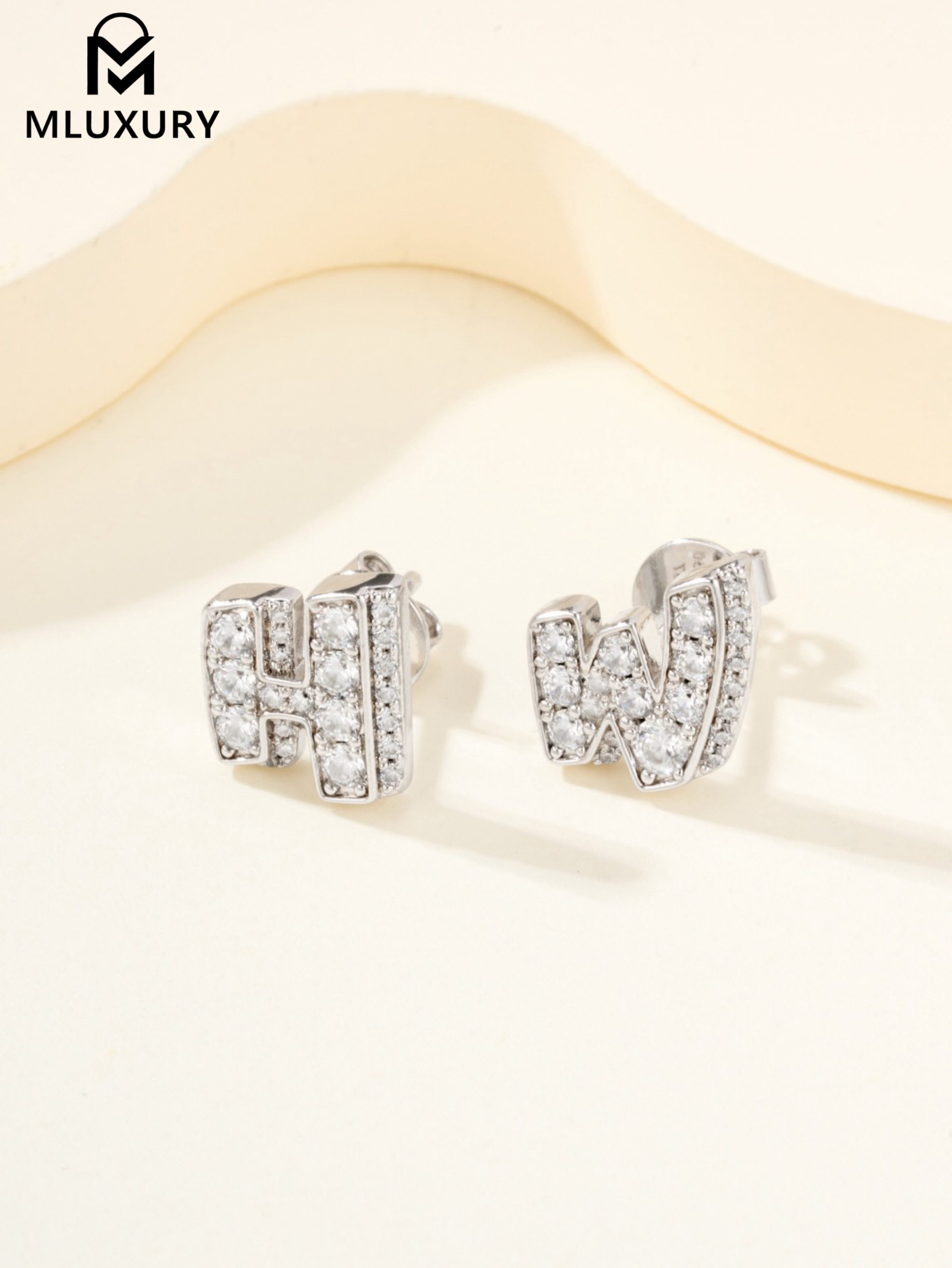 Harry Winston Graffiti Earrings (Stick Version)
