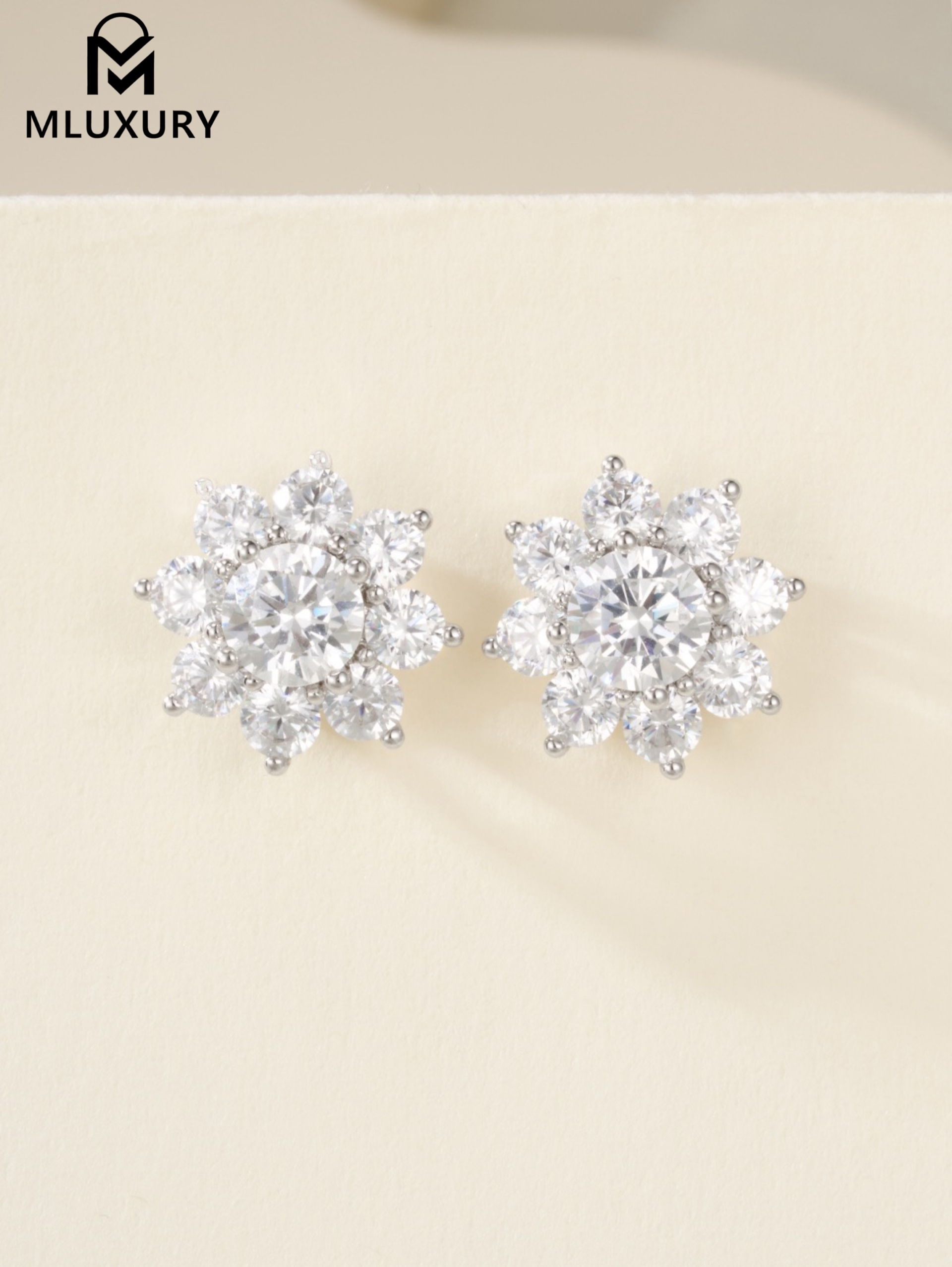 Harry Winston sunflower Earrings