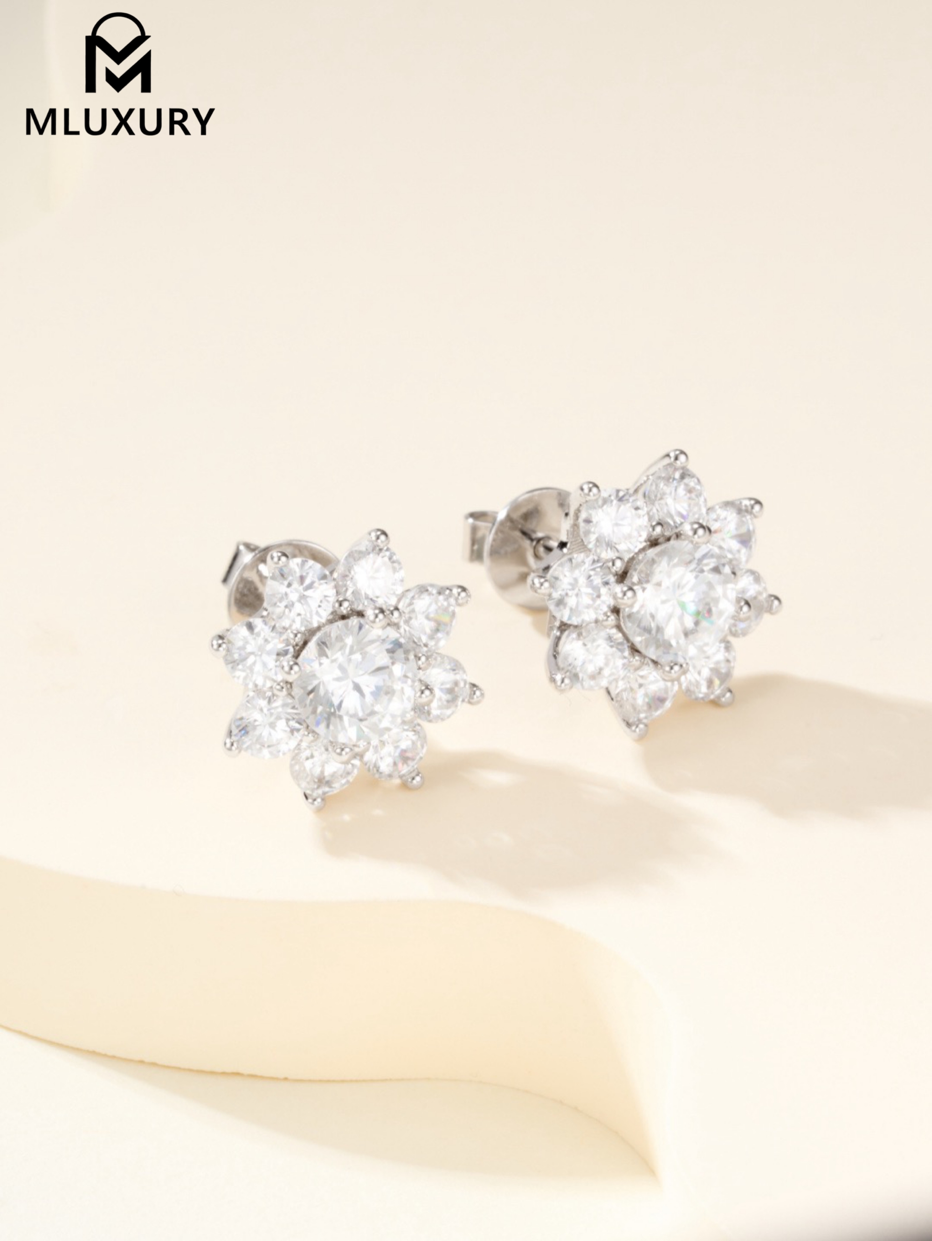 Harry Winston sunflower Earrings