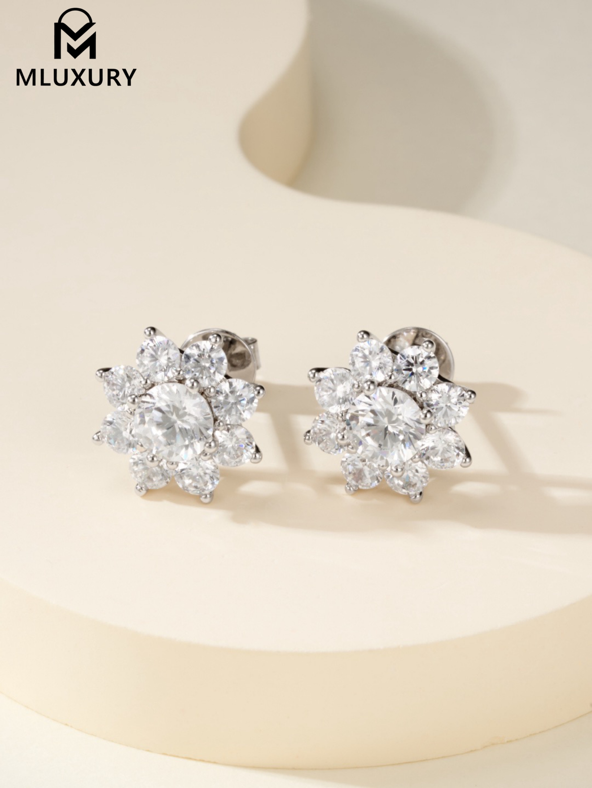 Harry Winston sunflower Earrings