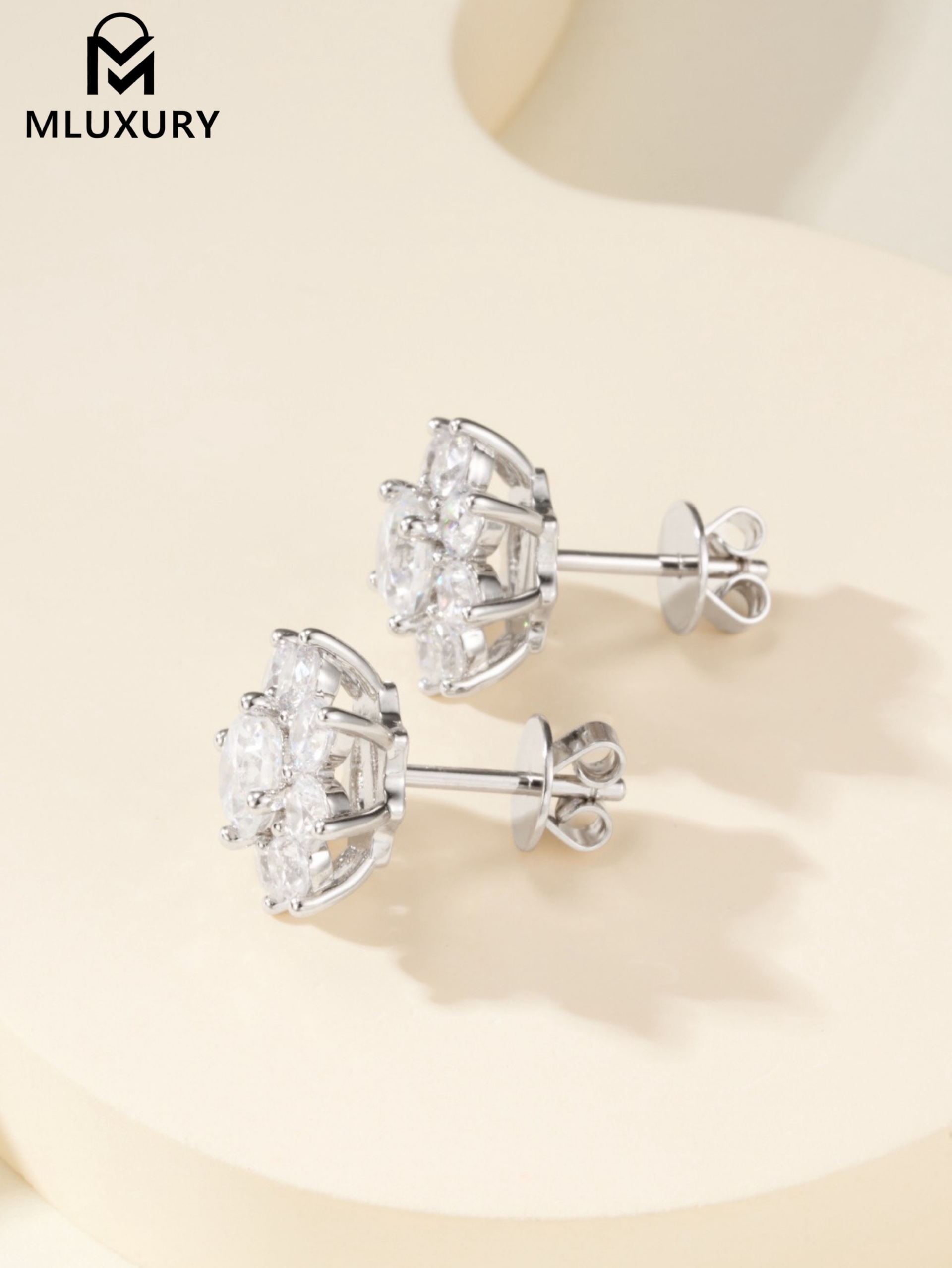 Harry Winston sunflower Earrings