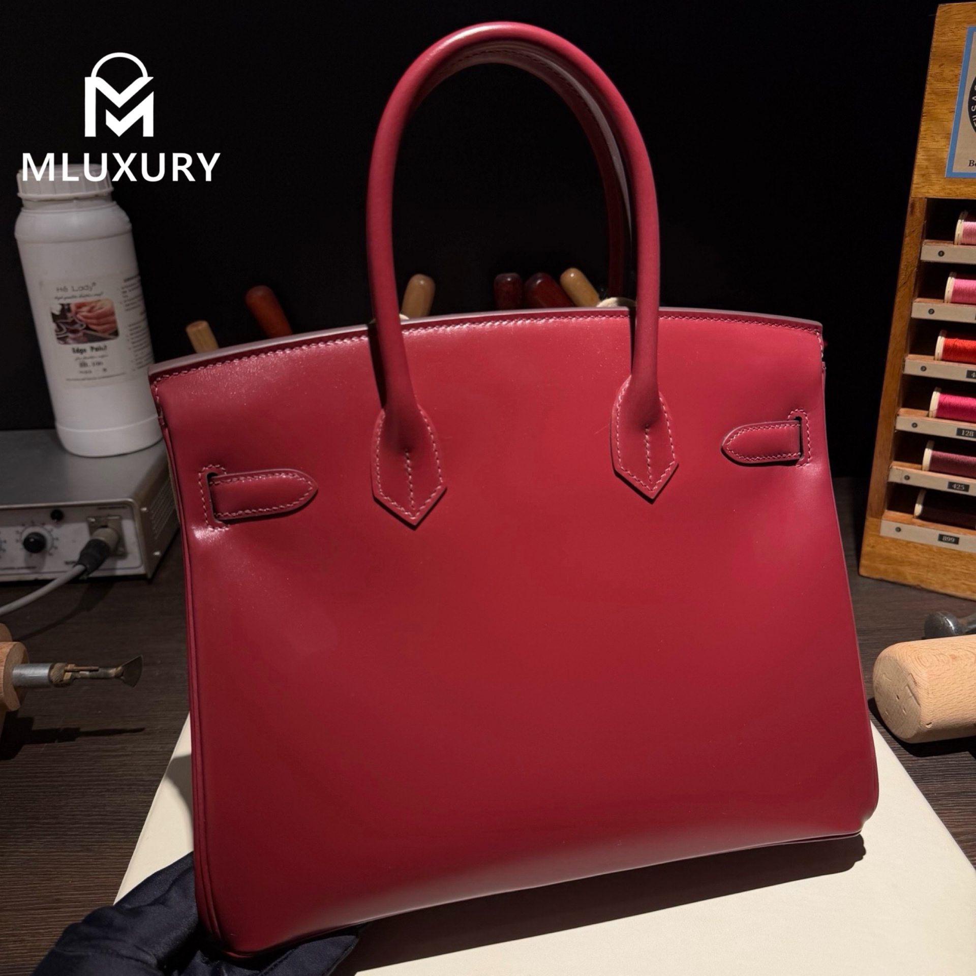 Hermès Birkin 25 Box Leather, Hermès Red, Gold Hardware