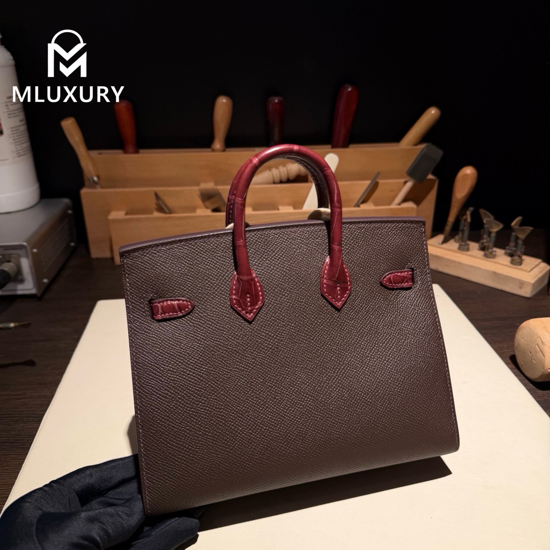 Hermès Birkin 20 Matte Alligator, Sunset Red House, Silver Hardware