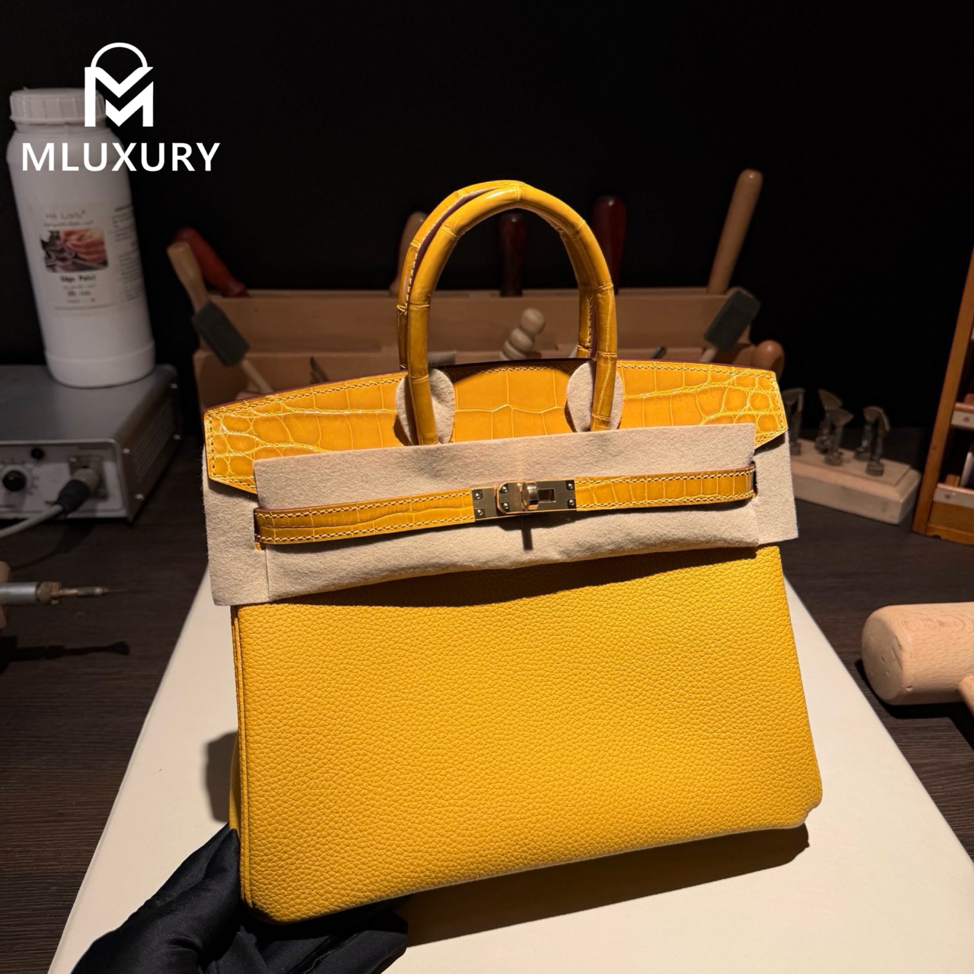 Hermès Birkin 25 Togo with glossy crocodile pattern , Amber yellow, Gold hardware