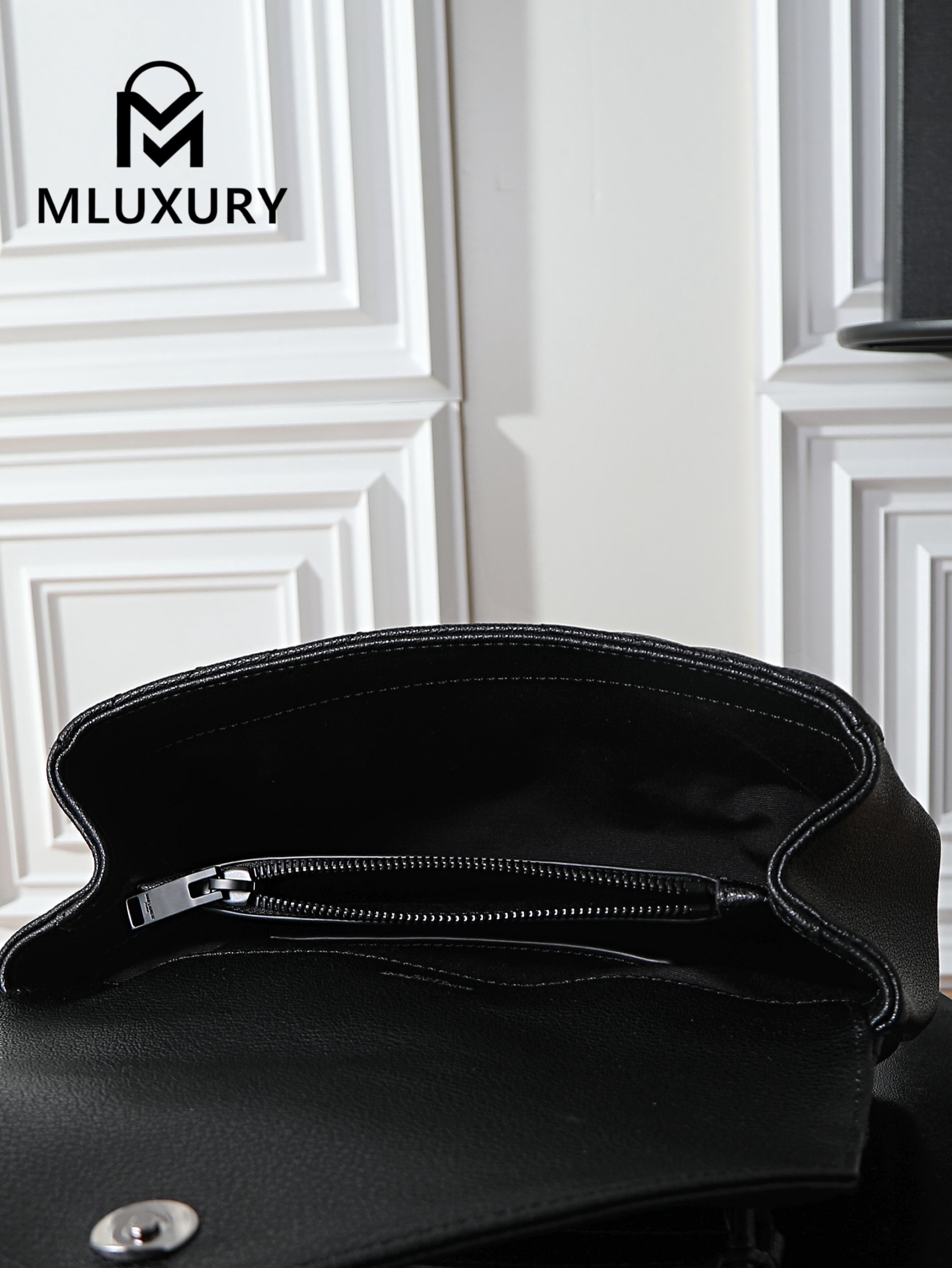 YSL Monogram College 24cm, Black with Black Buckle