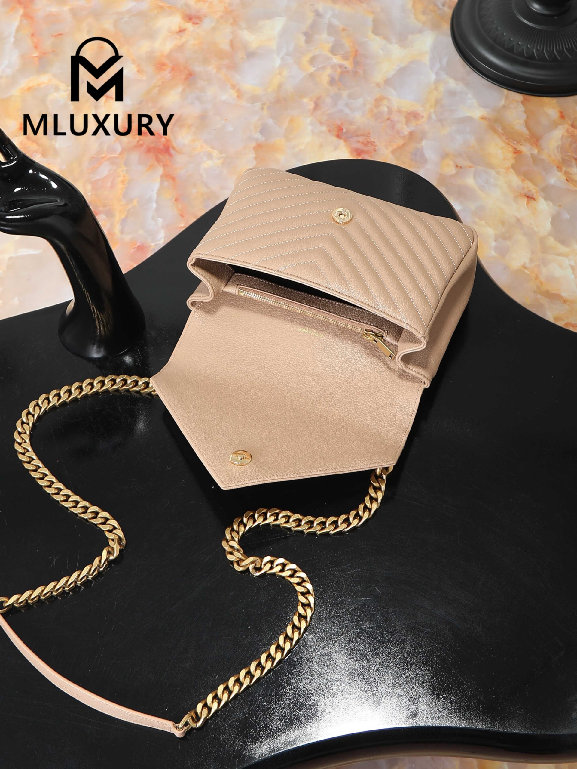 YSL Monogram College 24cm, Pink Matte
