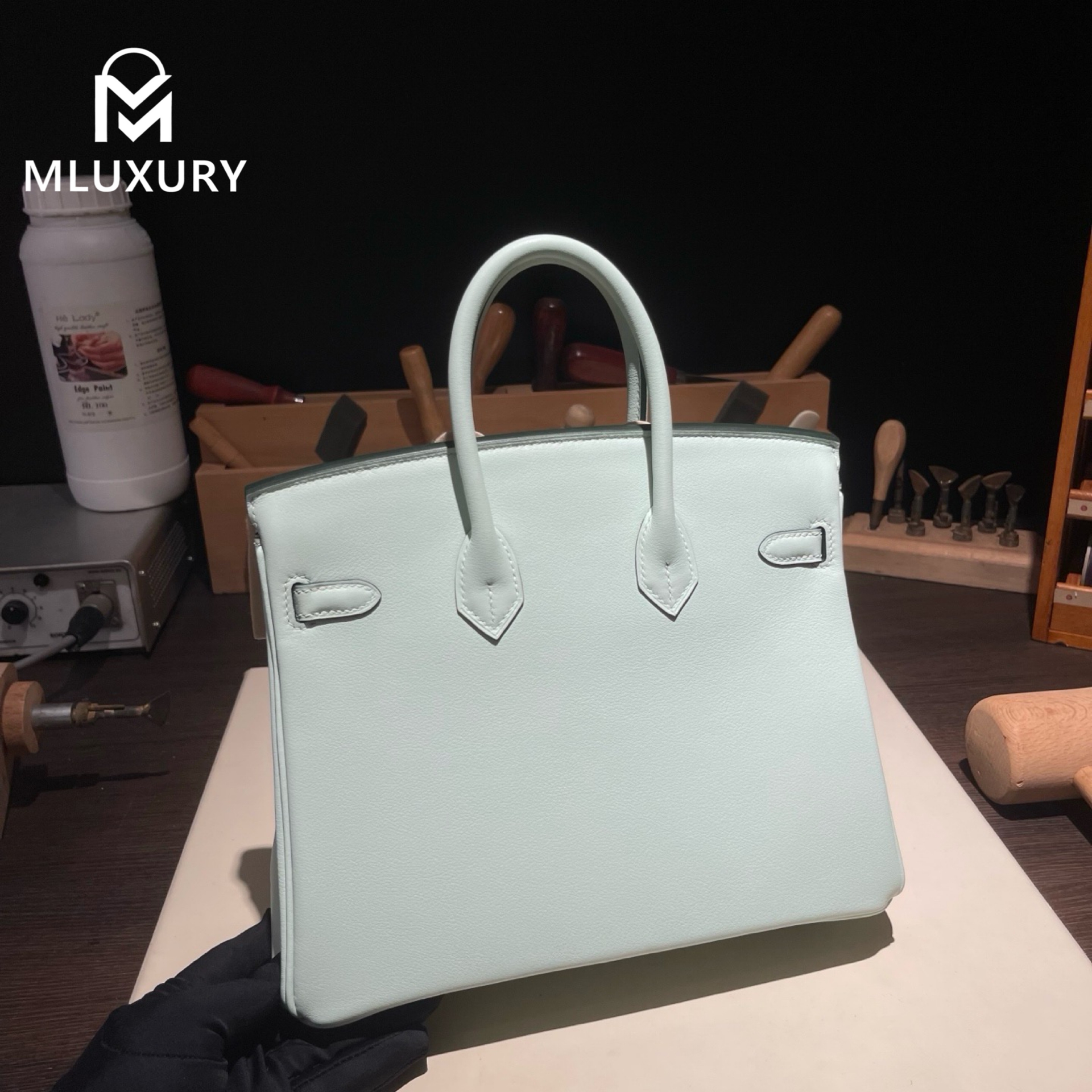 Hermès Birkin 25 Swift leather, new mint green, silver hardware.