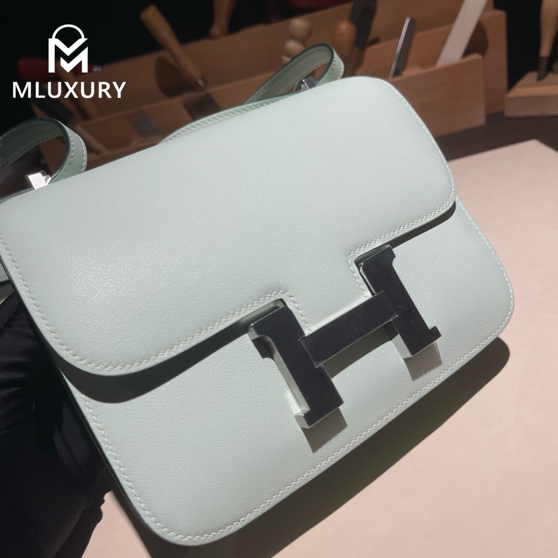 Hermès Constance 19 Flight Attendant Style, with Mirror, Swift Leather, Mint Green, Silver Hardware