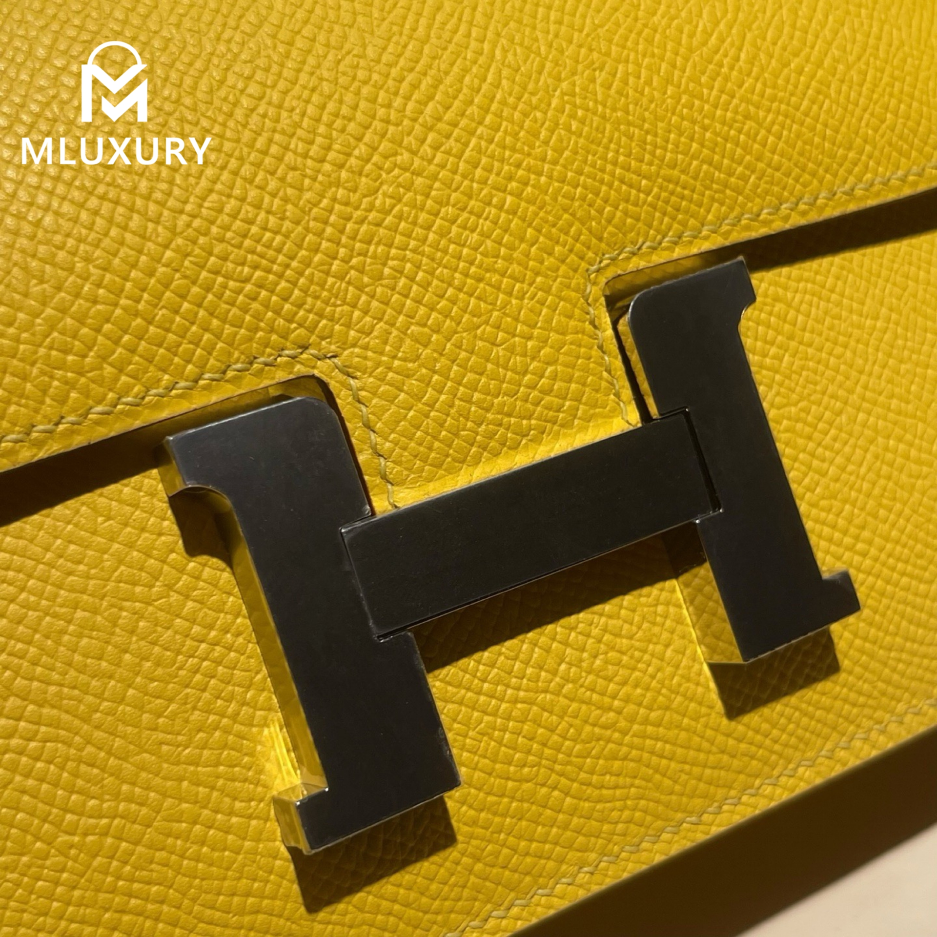 Hermès Constance 19 Flight Attendant Style, French authentic Hassom leather, Neapolitan yellow, silver hardware