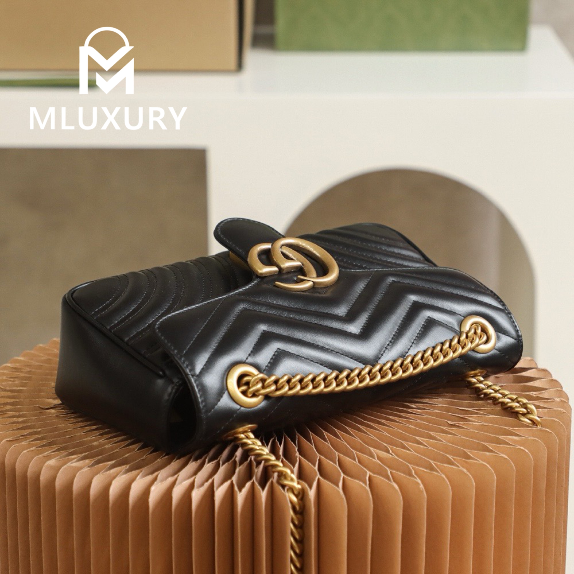 GUCCI Marmont 26, Black
