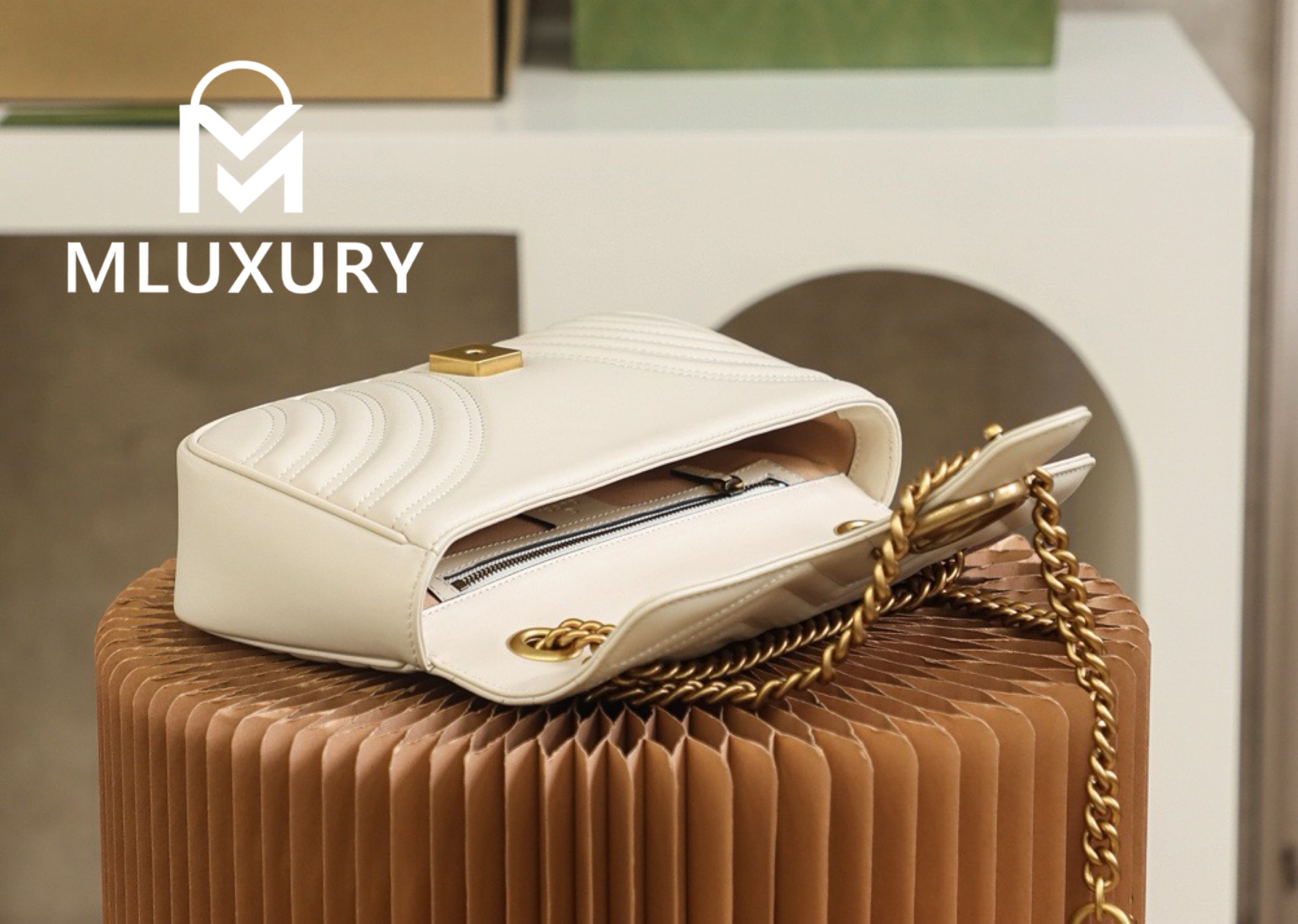 GUCCI Marmont 26, White