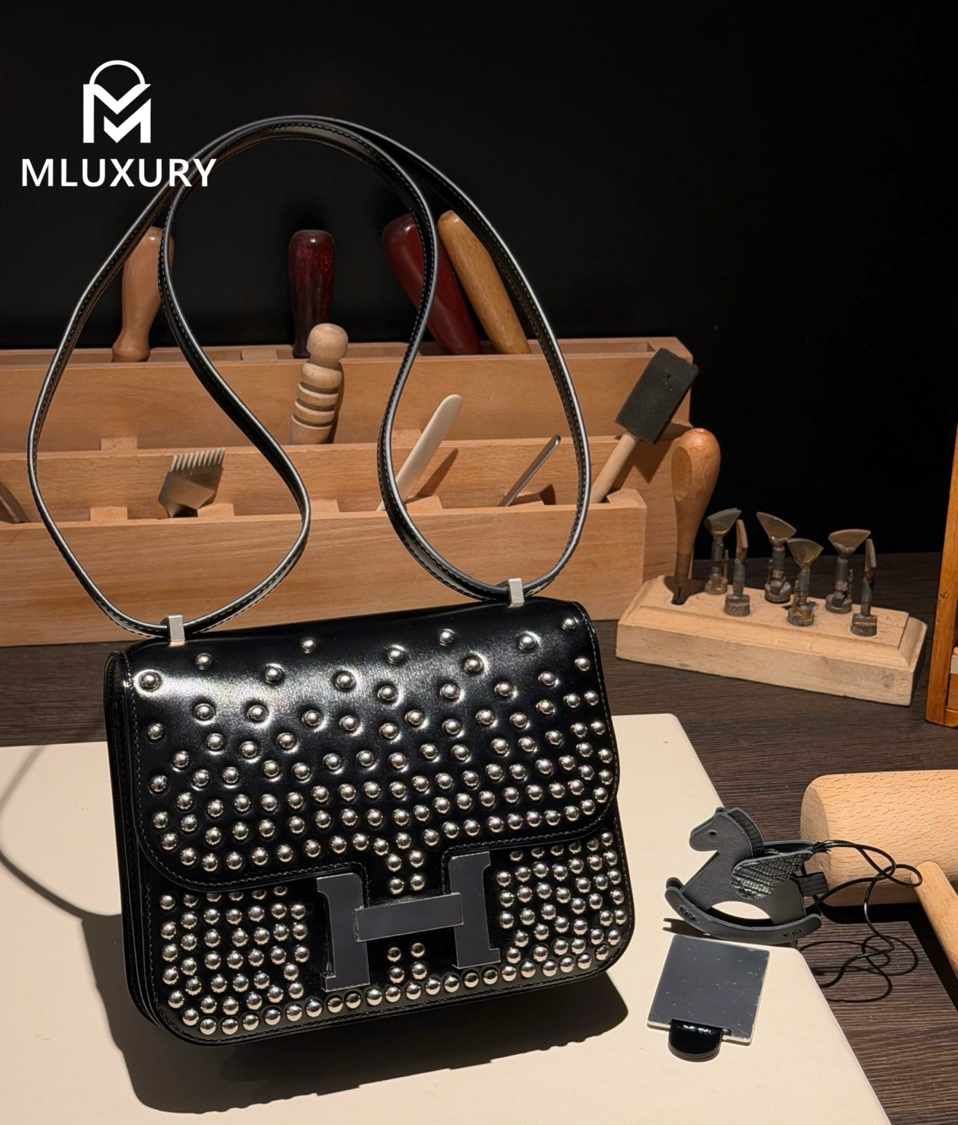 Hermès Constance 19 new style, flight attendant style with mirror, Box leather, Studded, black with silver hardware