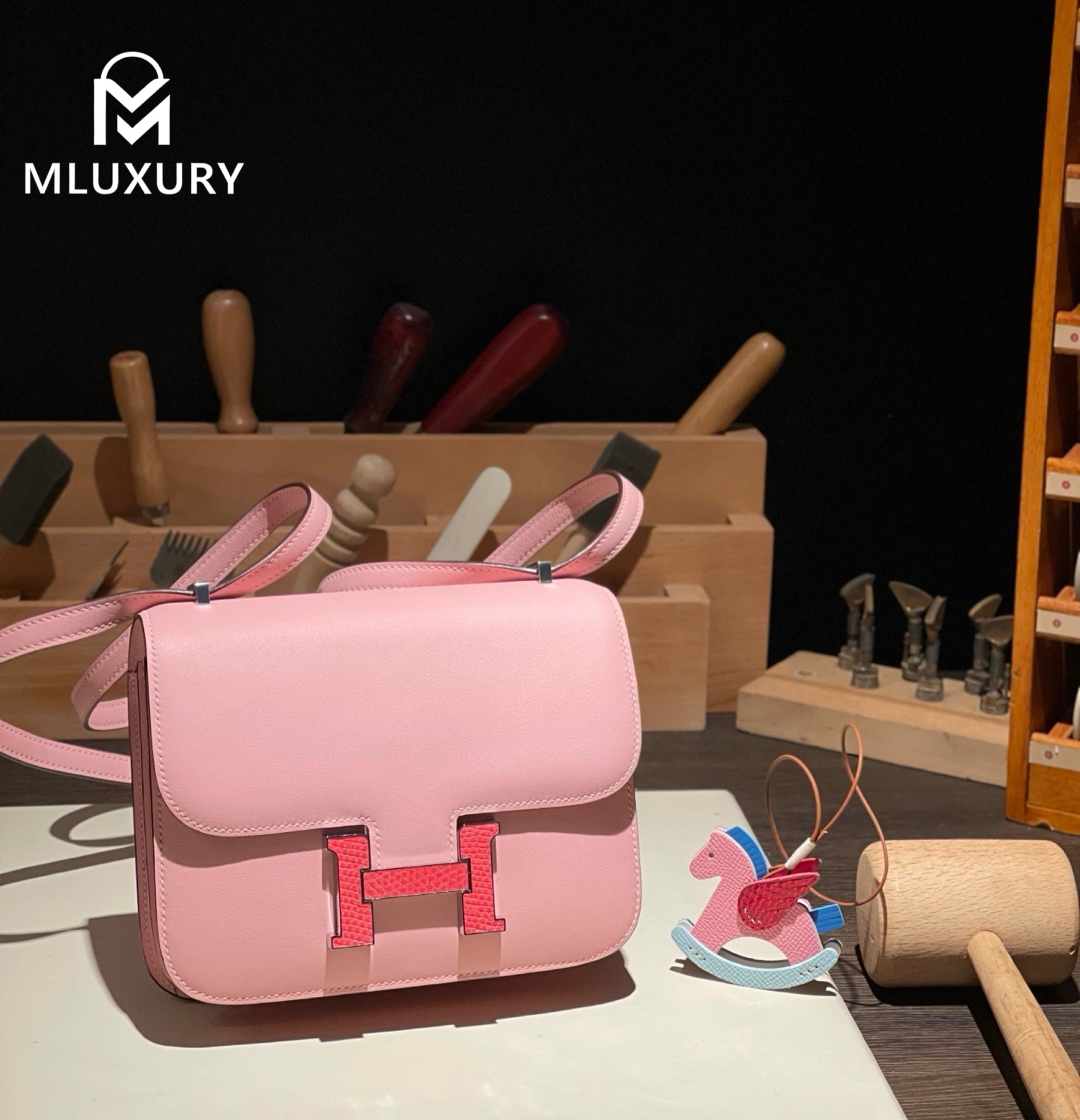 Hermès Constance 19 new flight attendant style with mirror, SW leather, 3Q cherry blossom pink with lizard buckle