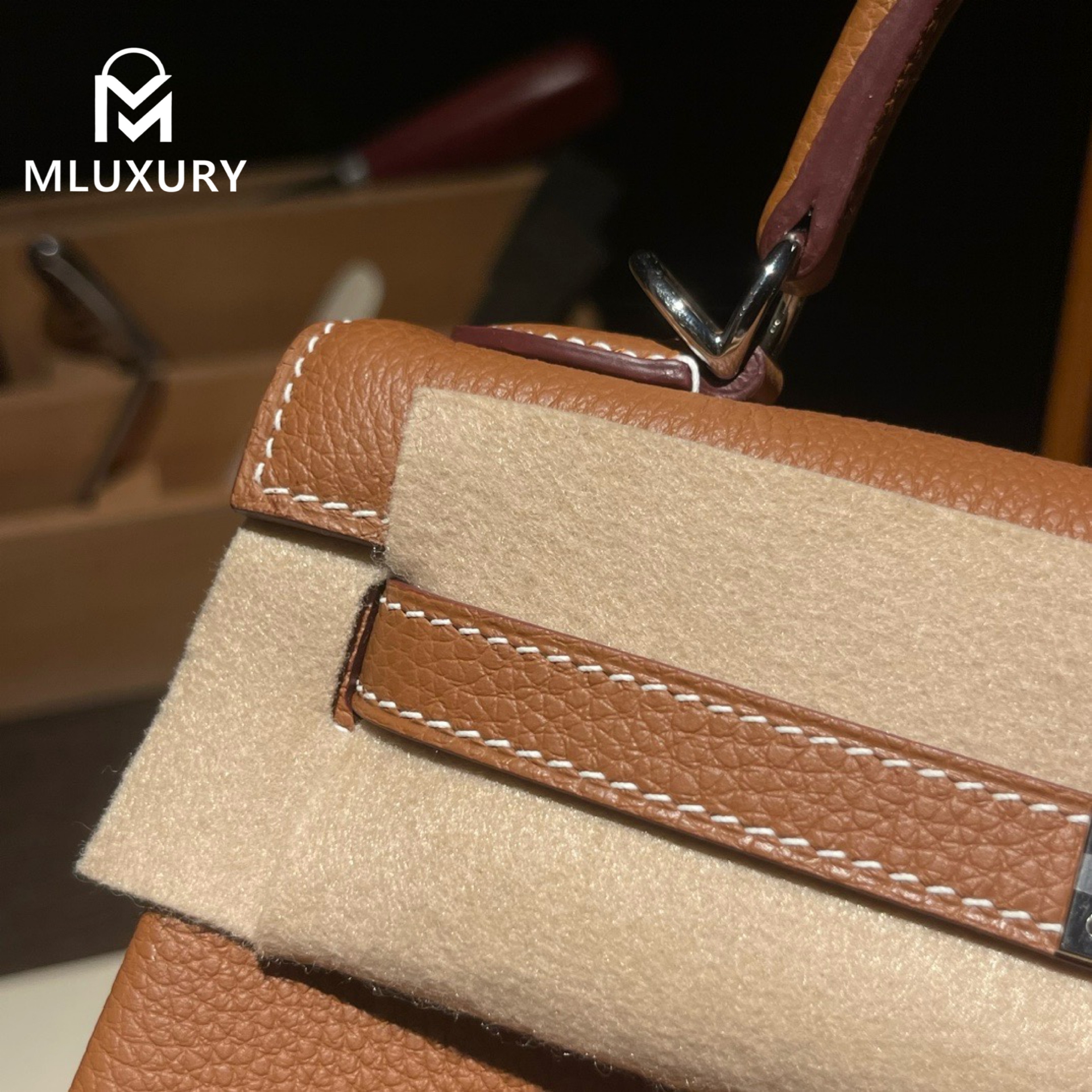 Hermès Kelly 25 Togo leather with inner stitching, Gold-brown, Silver hardware