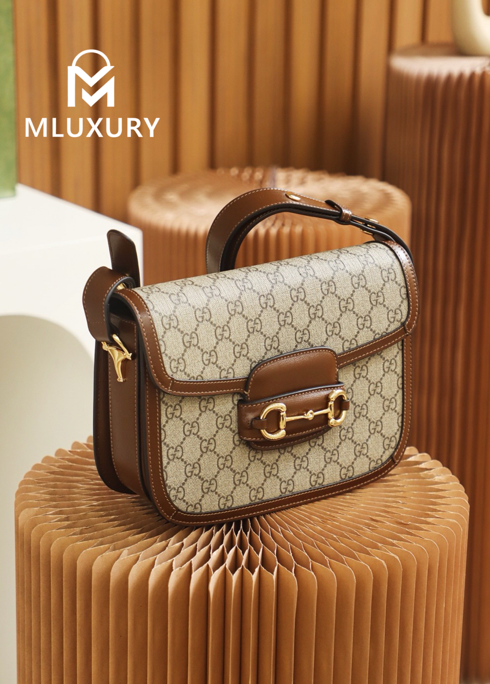 GUCCI Horsebit 1955 Saddle Bag