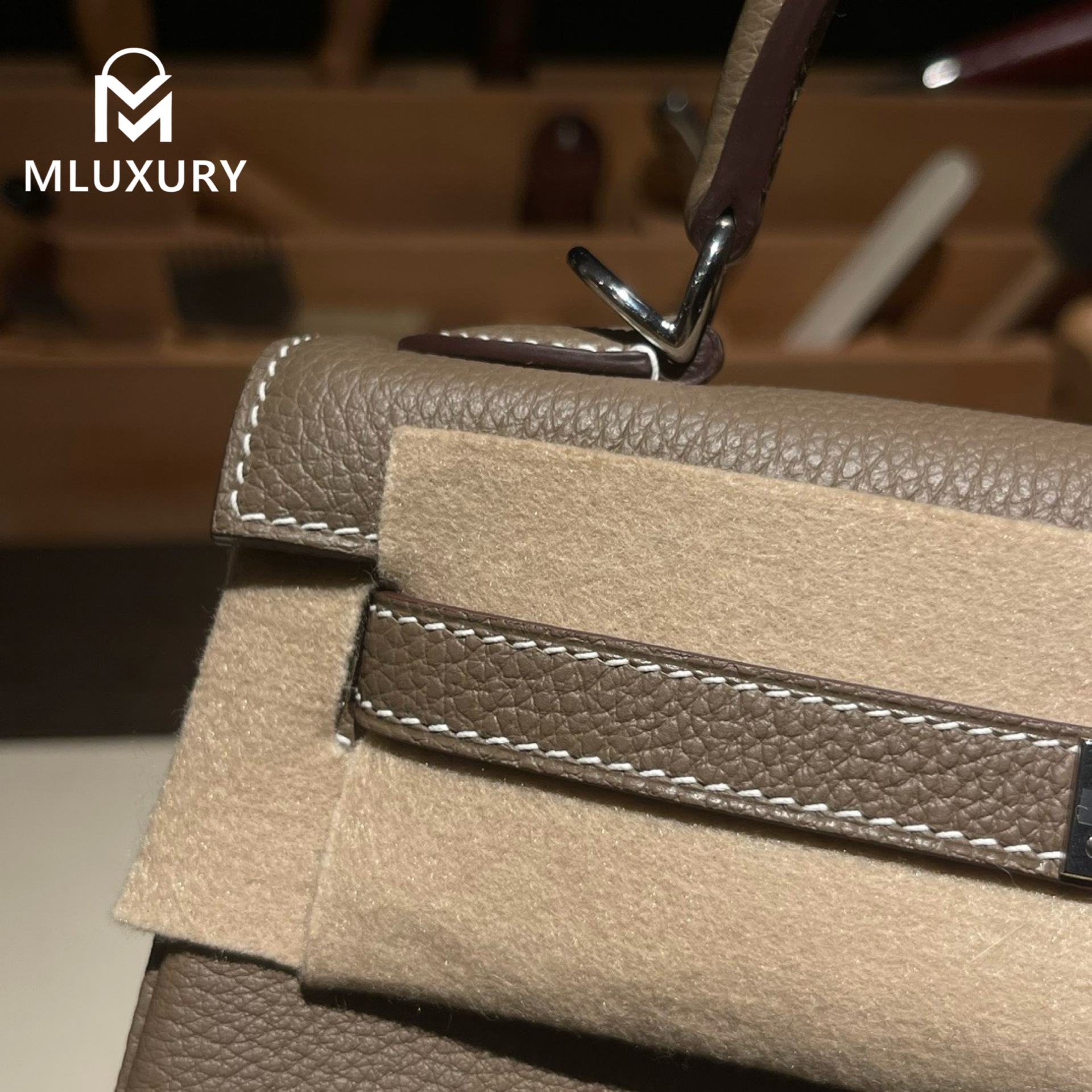 Hermès Kelly 25 Togo leather with inner stitching, Elephant grey, Silver hardware