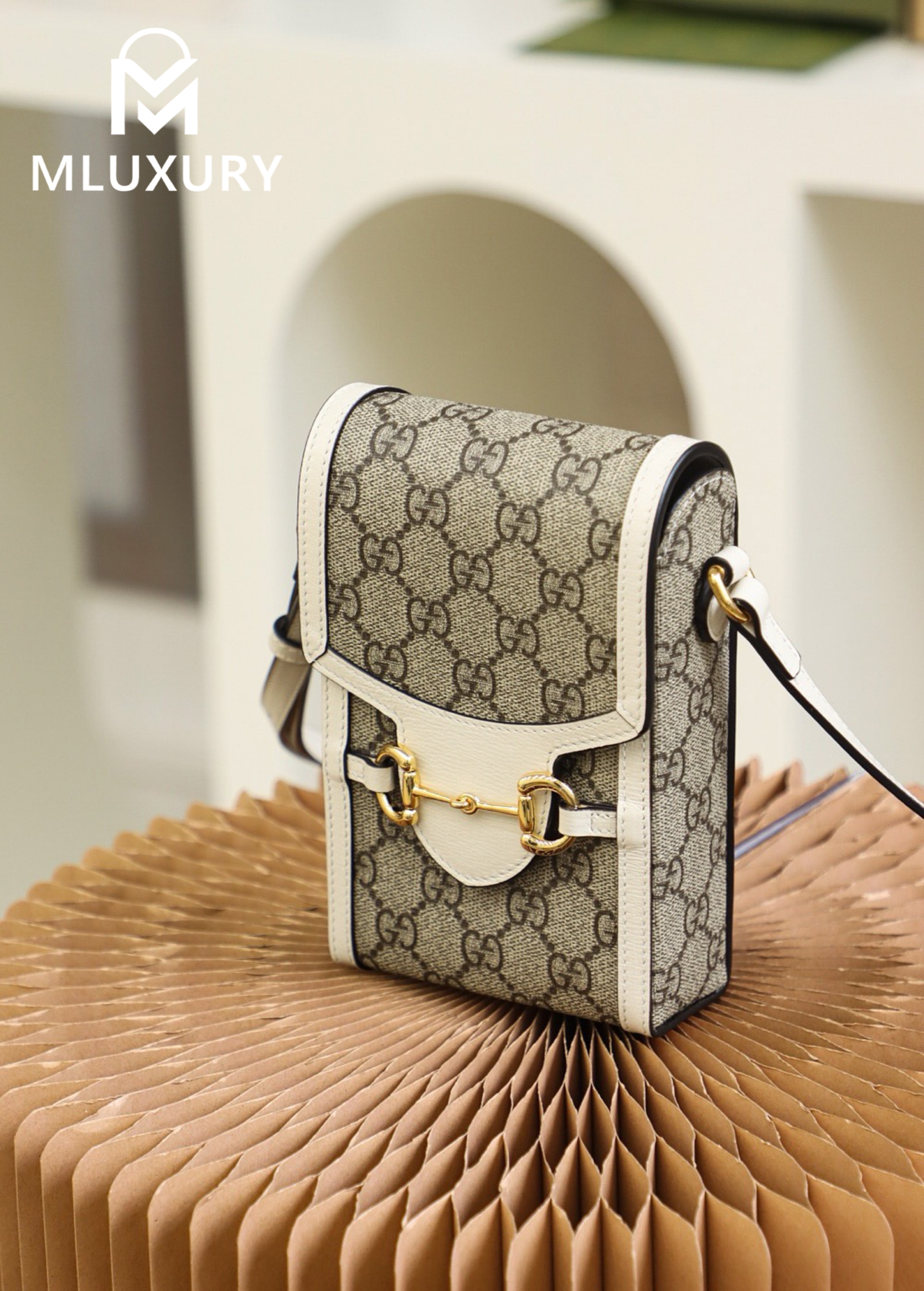 GUCCI Horsebit 1955 Phone Bag, Original Leather/Pure Brass Hardware