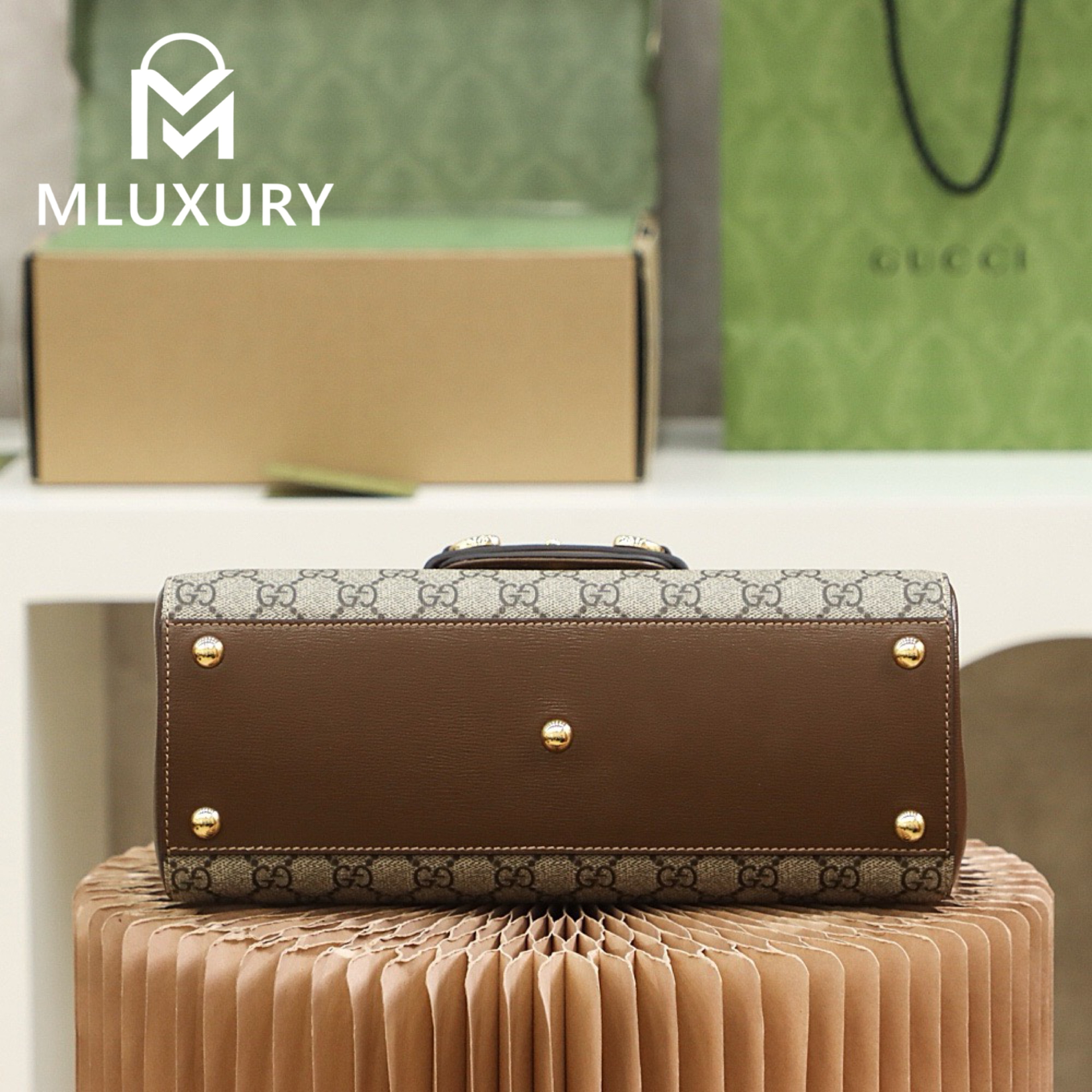 GUCCI Horsebit 1995 Medium, Genuine Leather