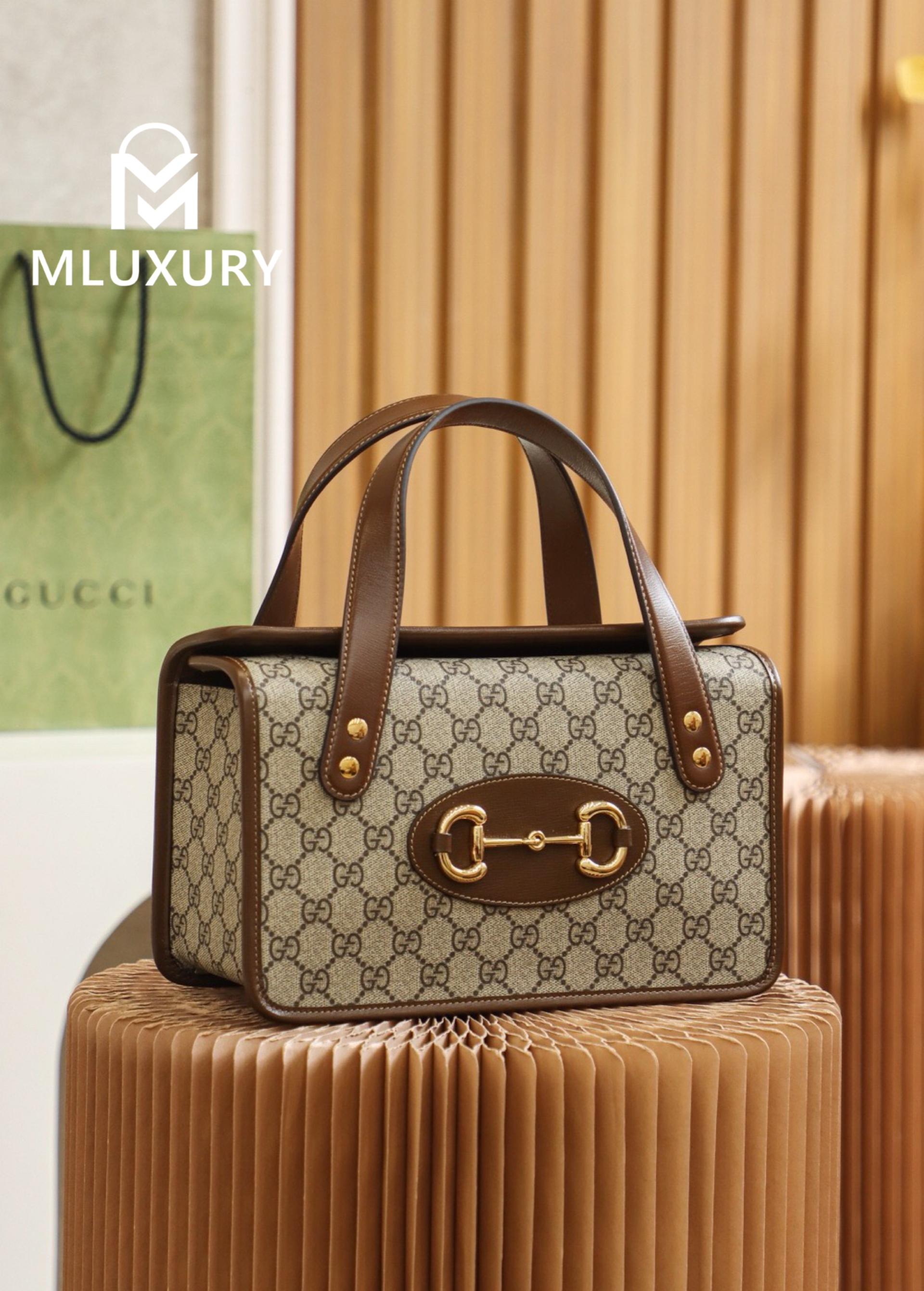 GUCCI Horsebit 1955 Original Leather Small Square Bag with Horsebit Logo