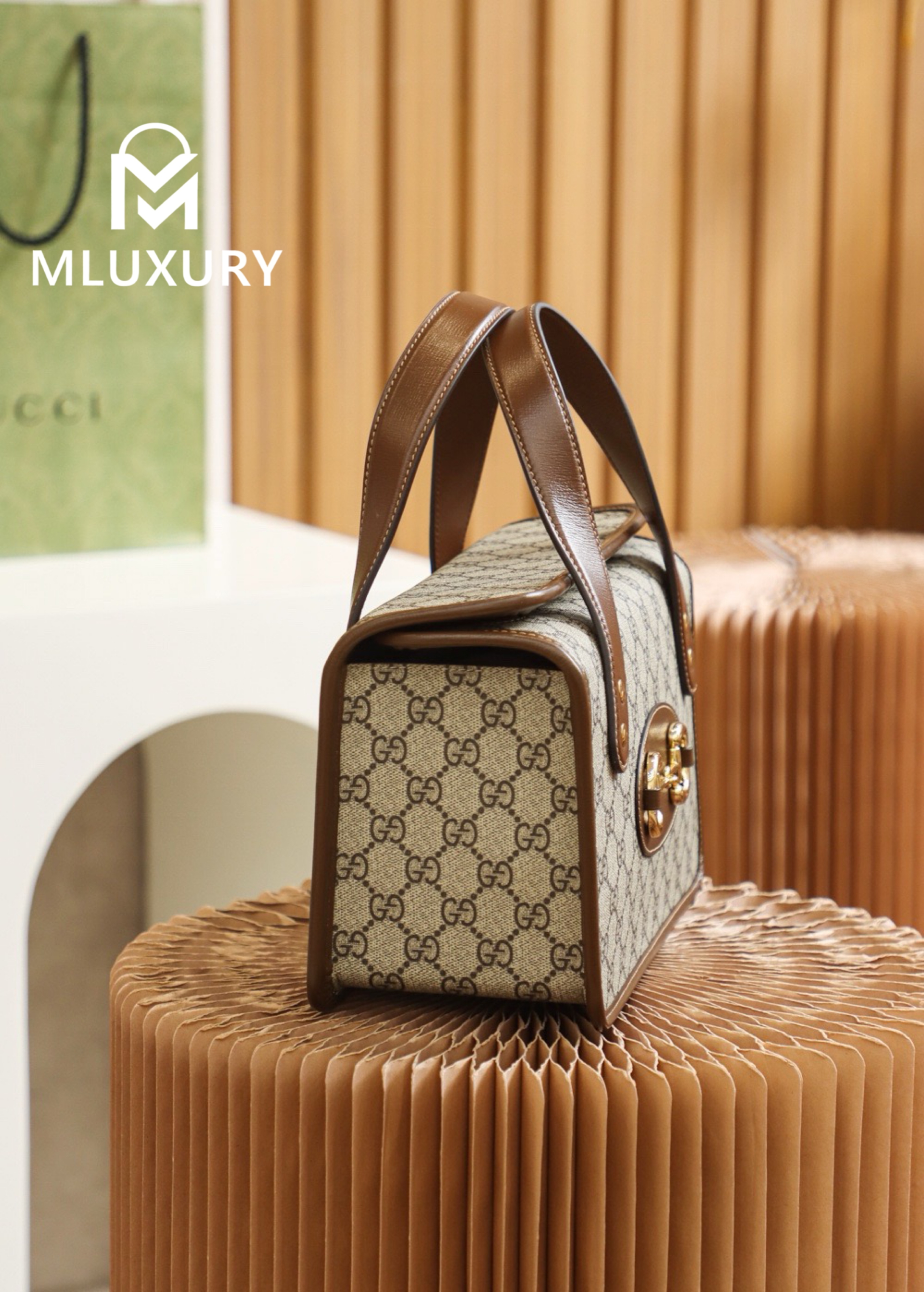 GUCCI Horsebit 1955 Original Leather Small Square Bag with Horsebit Logo