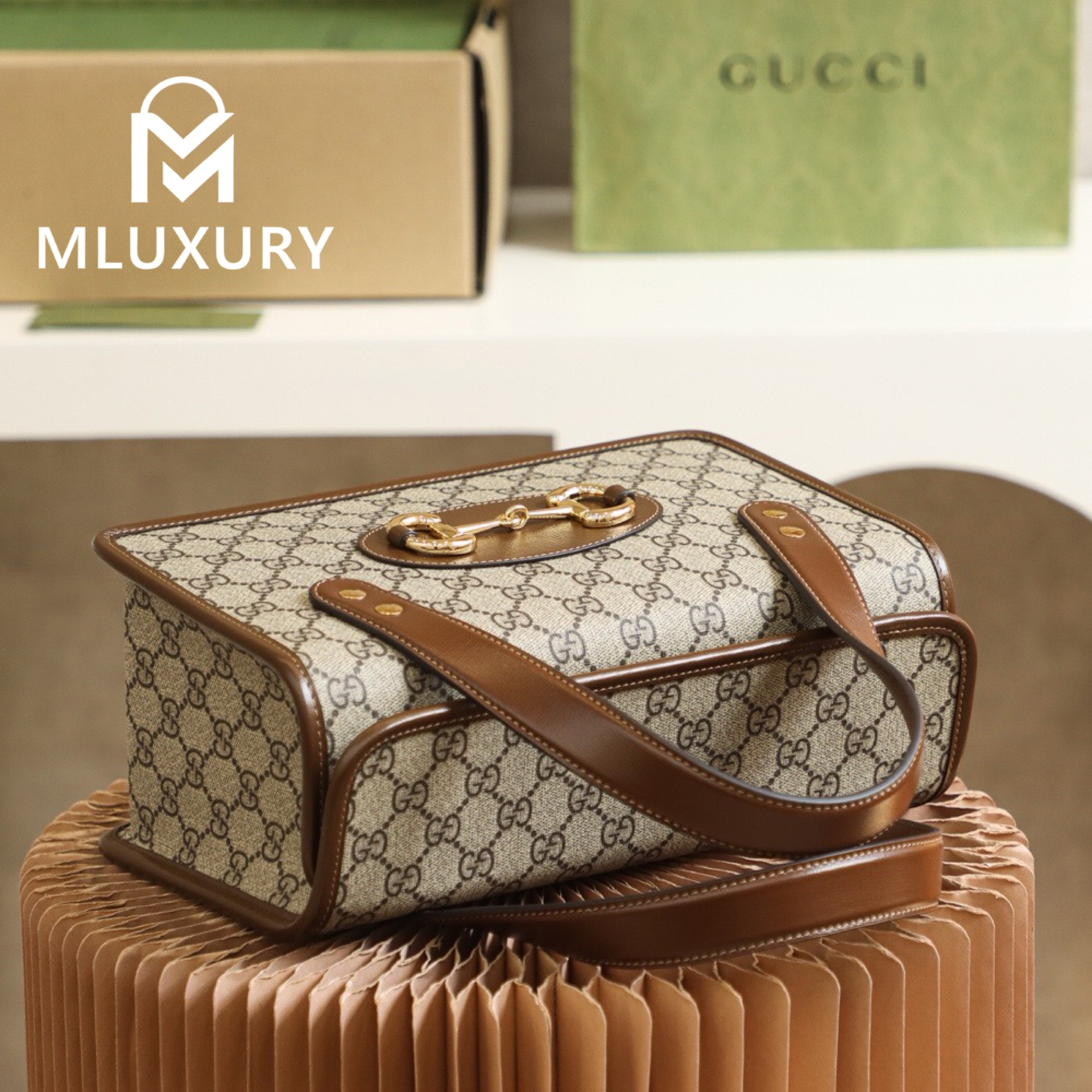 GUCCI Horsebit 1955 Original Leather Small Square Bag with Horsebit Logo