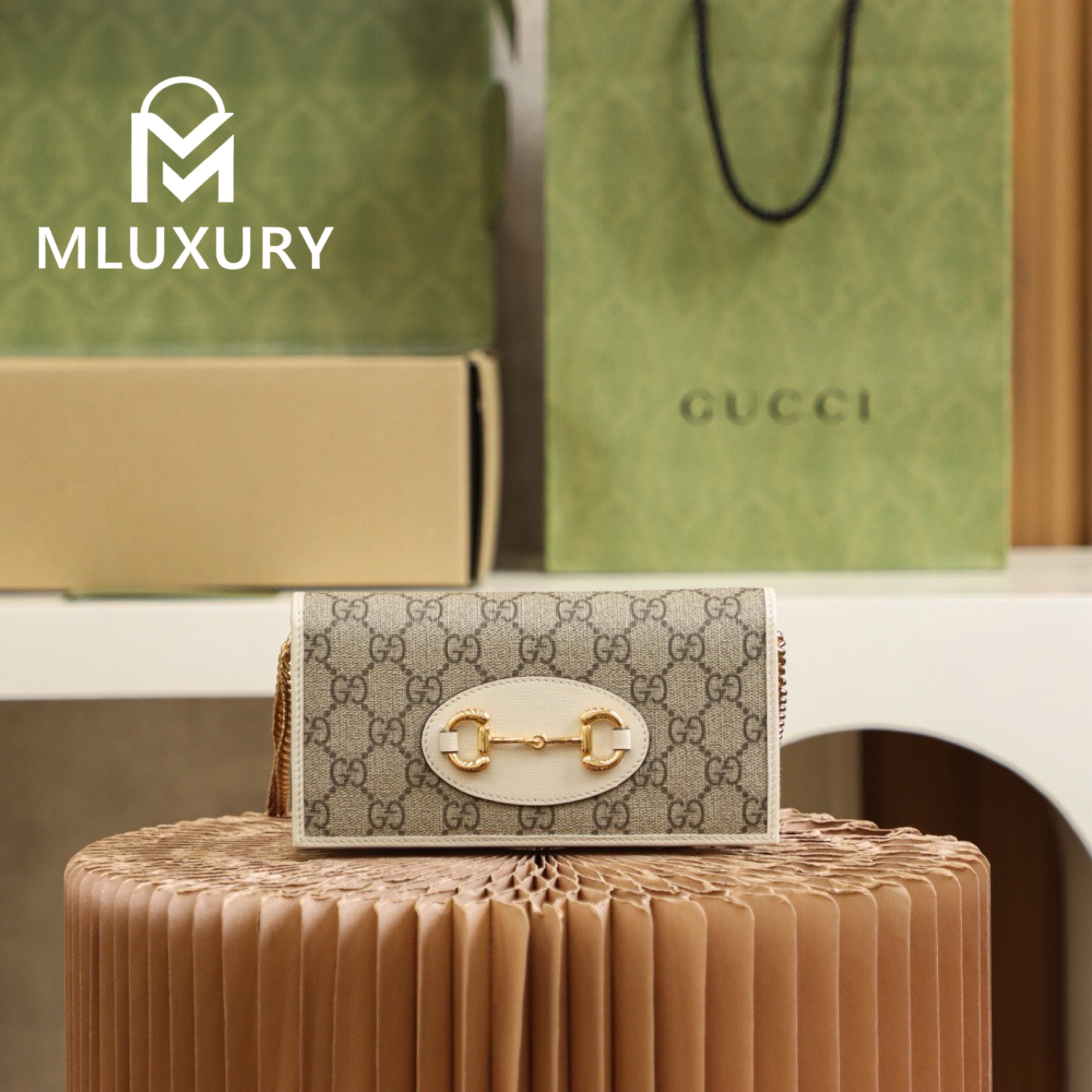 GUCCI Horsebit Woc, all-copper hardware and original leather