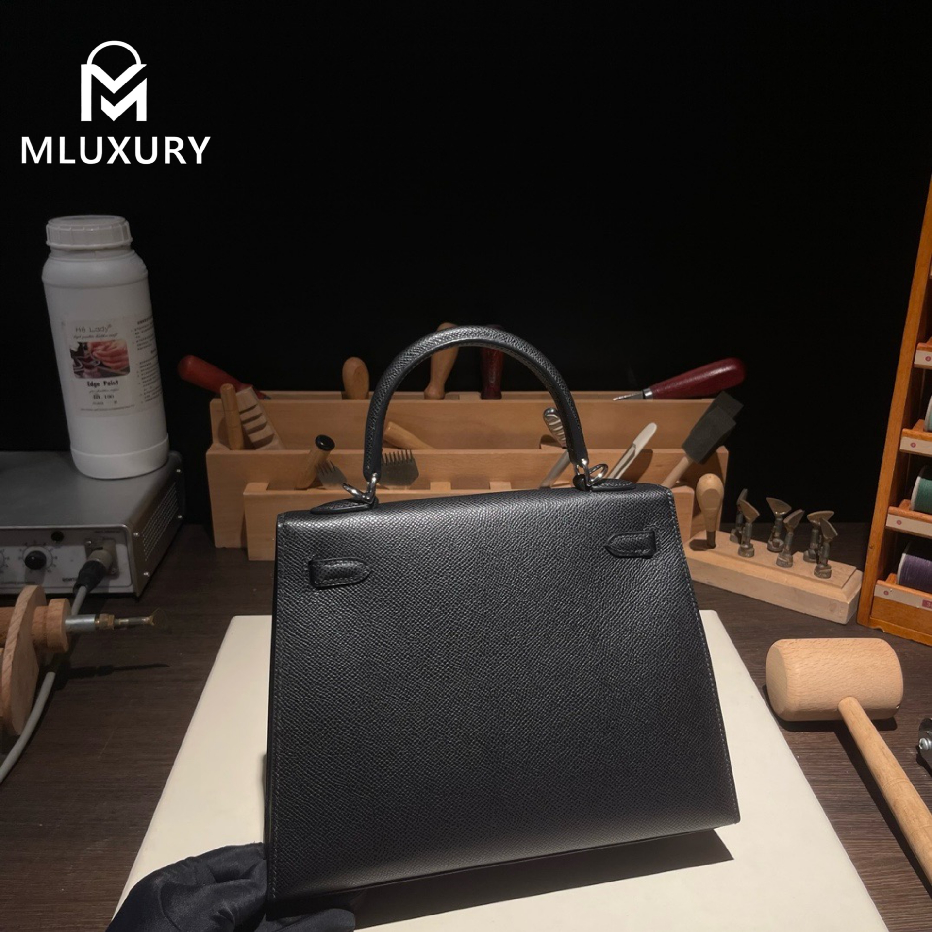 Hermès Kelly 25, Exterior stitched with Epsom leather, Black, Silver hardware