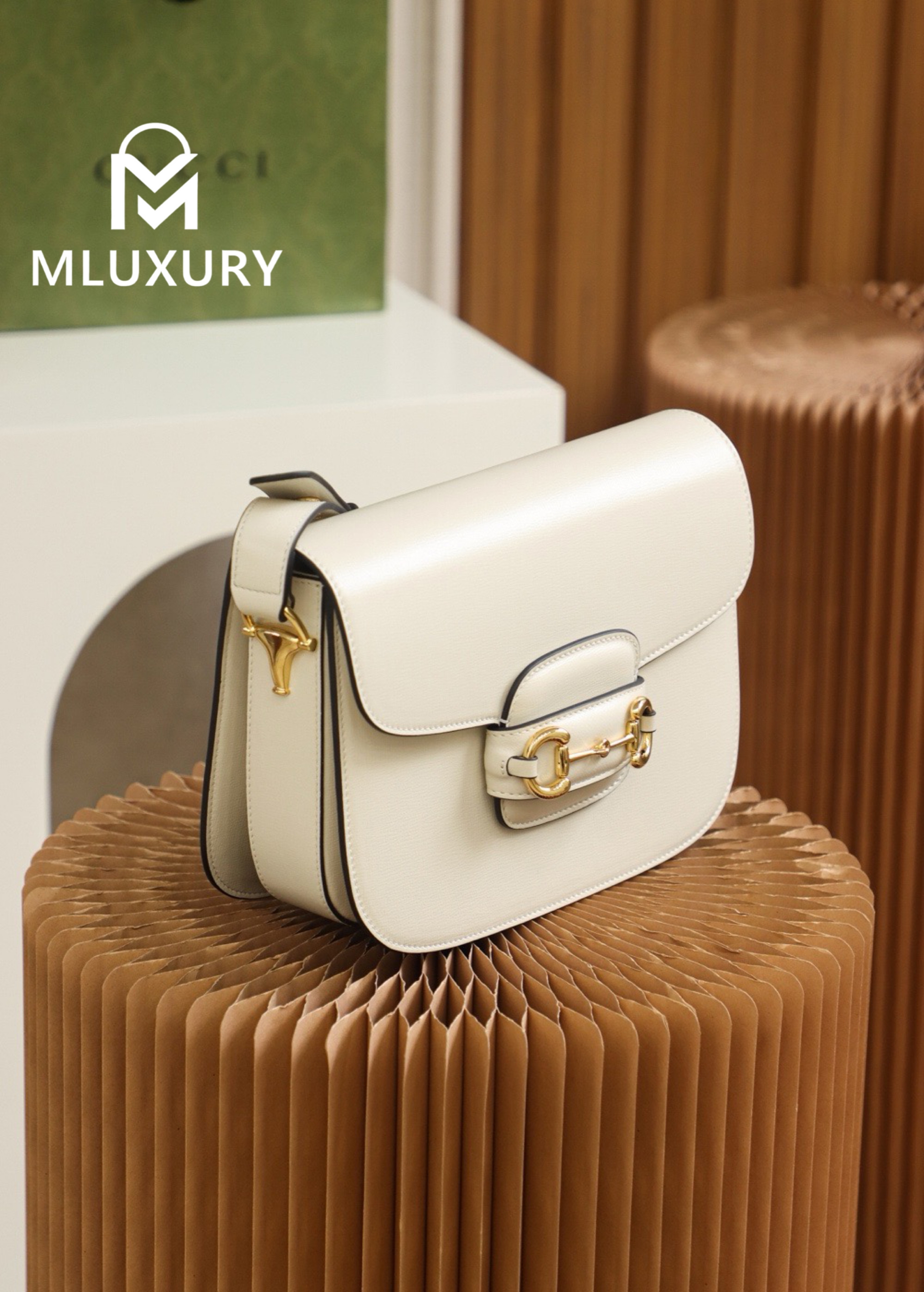 GUCCI Horsebit 1955 Saddle Bag, Authentic Leather, White